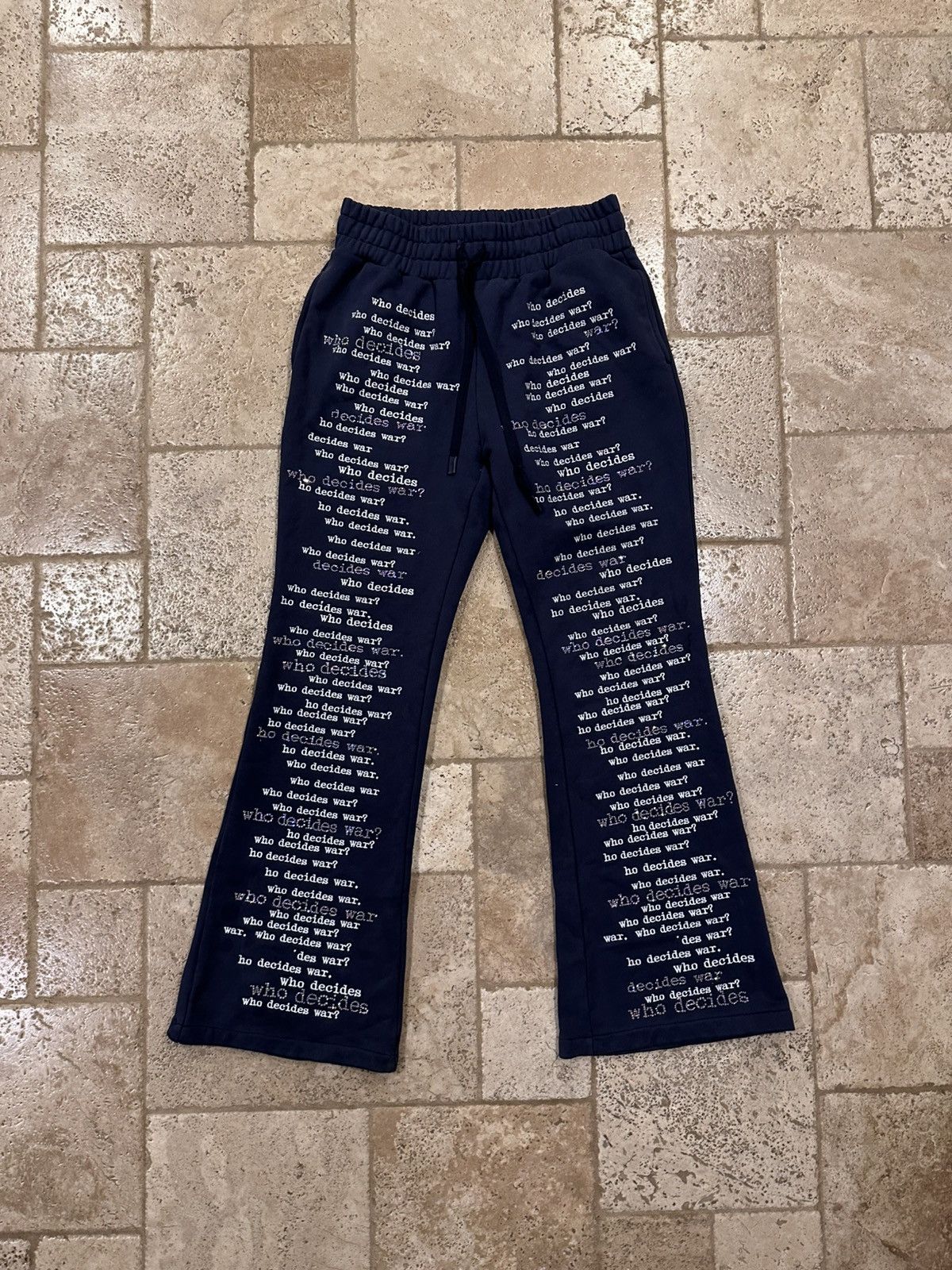 Who Decides War Who Decides War WDW Flared Scripture Dark Blue Sweatpants Size US 34 / EU 50 - 1 Thumbnail