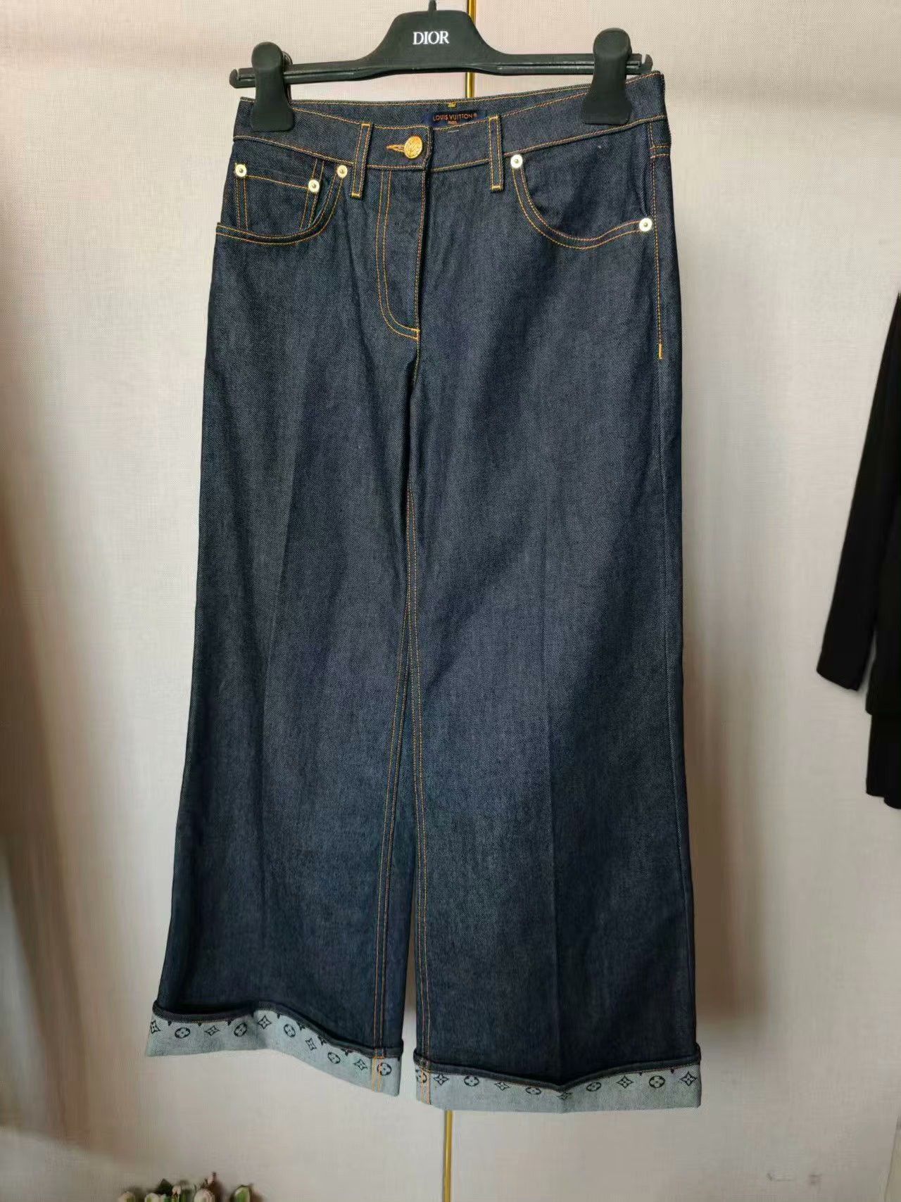 Louis Vuitton LV25 Cuffed Flared Denim Jeans Size 25" / US 0 / IT 36 - 1 Thumbnail