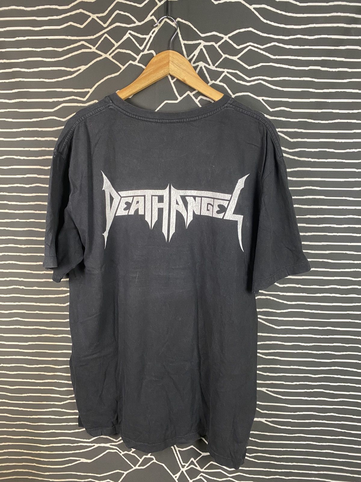 Band Tees Death Angel Thrash Metal The Evil Divide (Faded/Distressed) Size US L / EU 52-54 / 3 - 2 Thumbnail