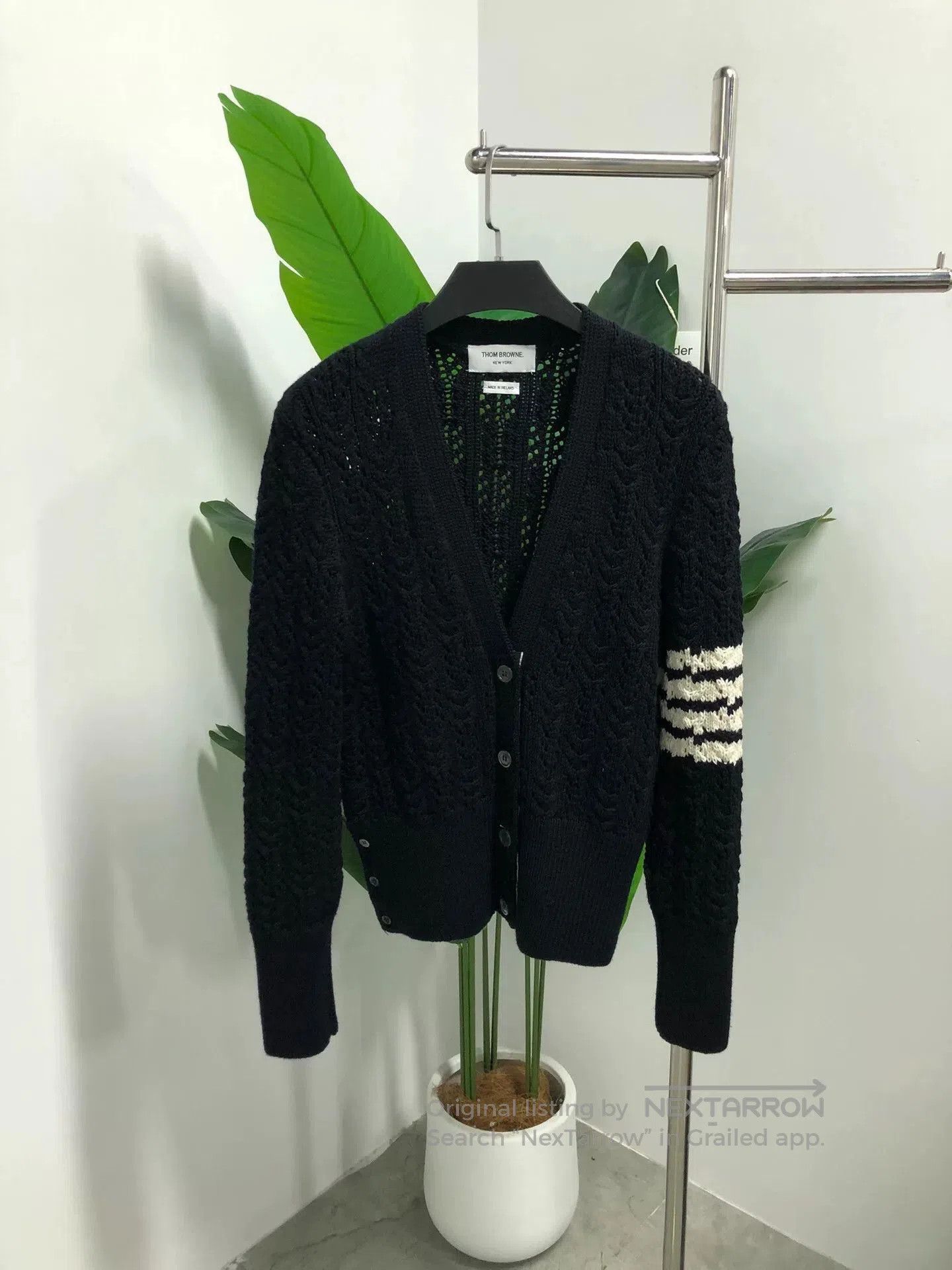 Thom Browne black long sleeve V. Size M / US 6-8 / IT 42-44 - 1 Thumbnail