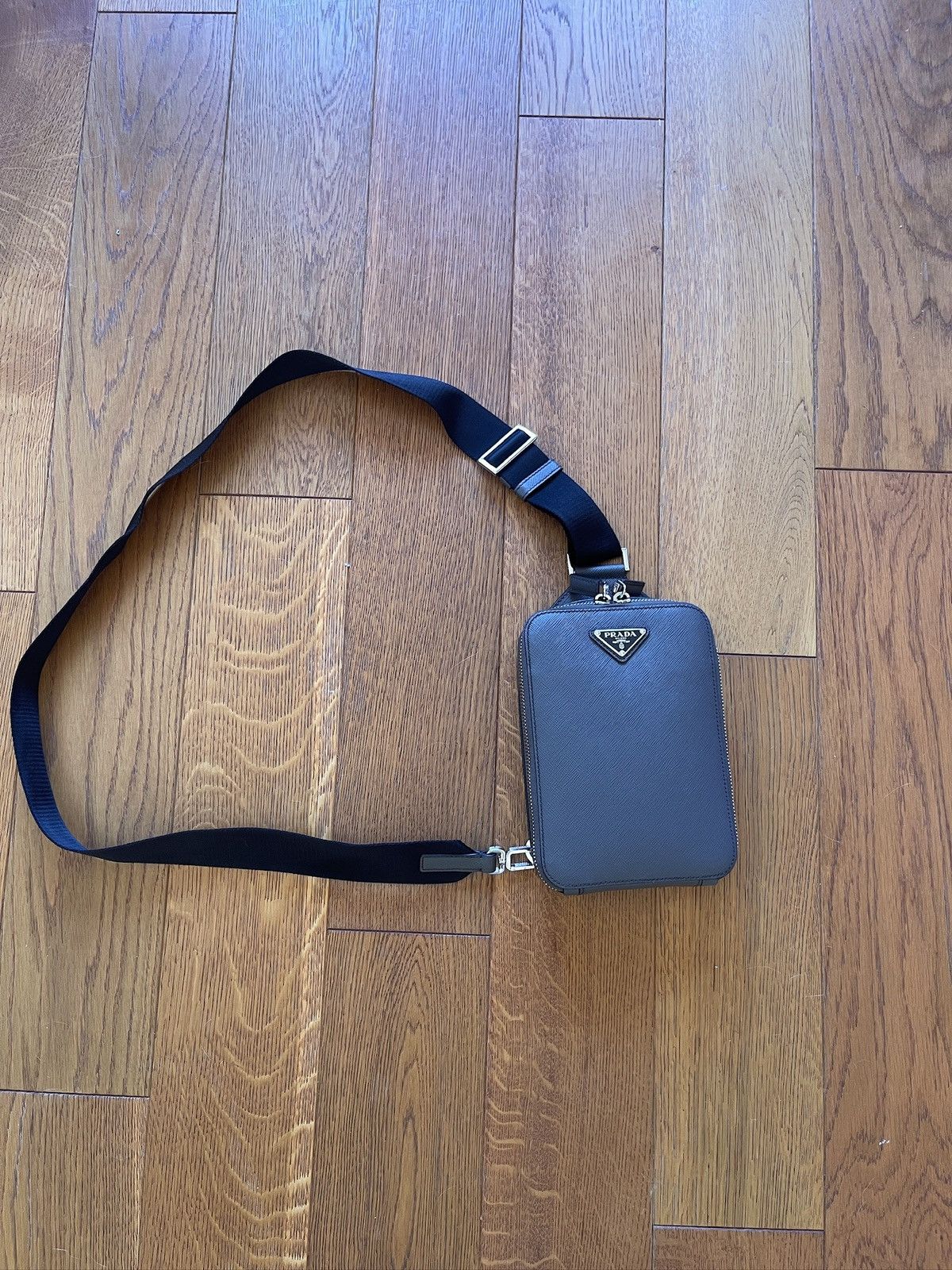 Prada Prada Grey leather cross body bag Size ONE SIZE - 5 Thumbnail