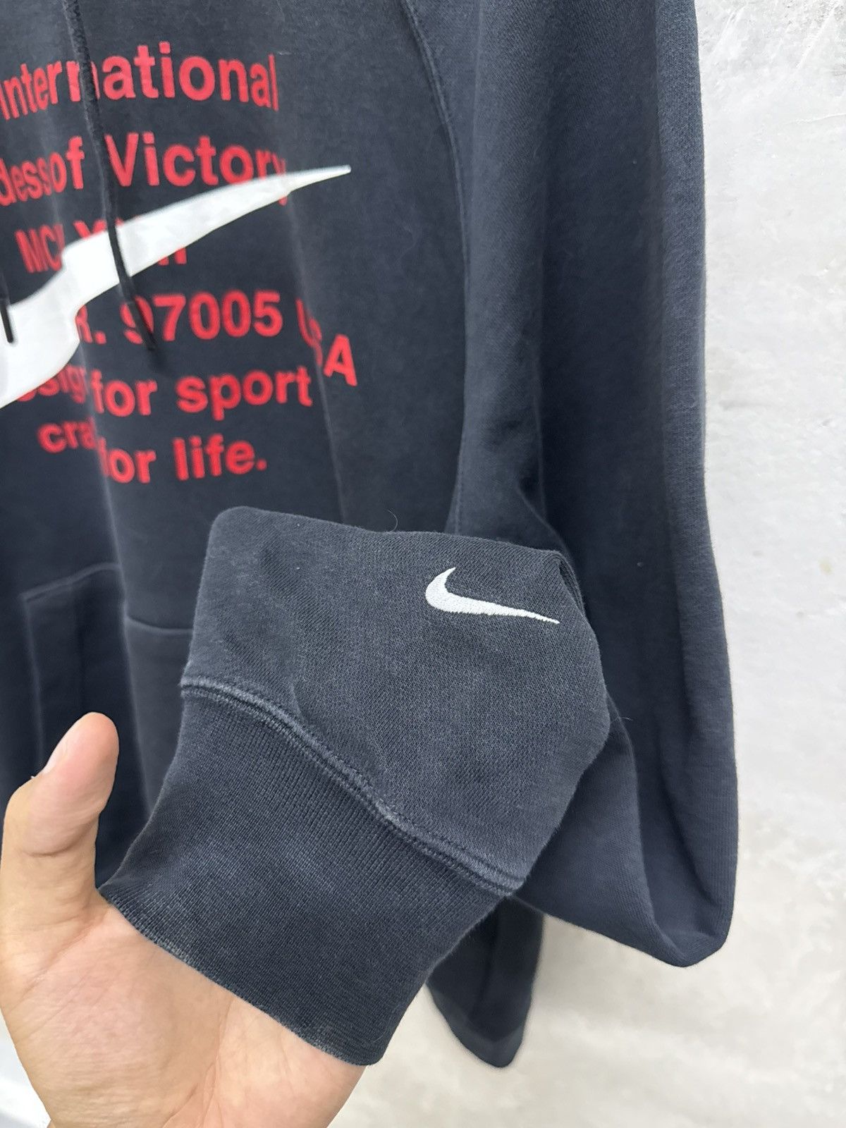 Nike 2000s Nike Rare MCMLXXII Faded Hoodie Size US L / EU 52-54 / 3 - 4 Thumbnail