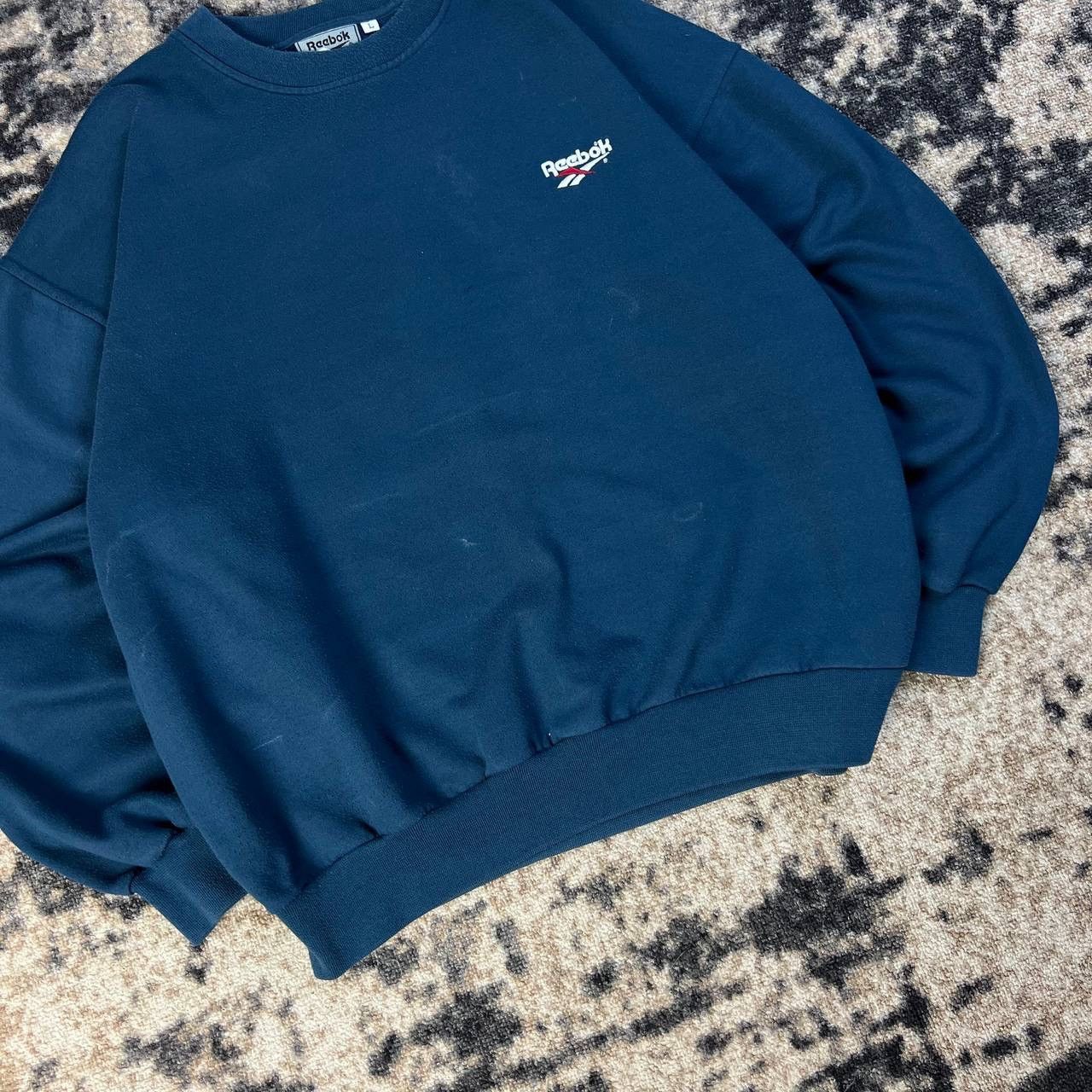 Reebok Reebok Vintage 90s Boxy Fit Distressed Sweatshirt Size US L / EU 52-54 / 3 - 3 Thumbnail