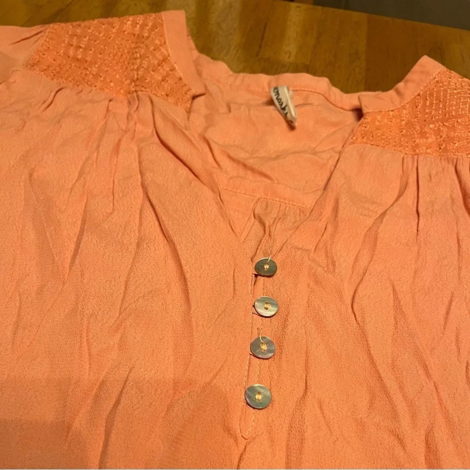 The Unbranded Brand Love Marks blouse, size Small Size S / US 4 / IT 40 - 1 Thumbnail