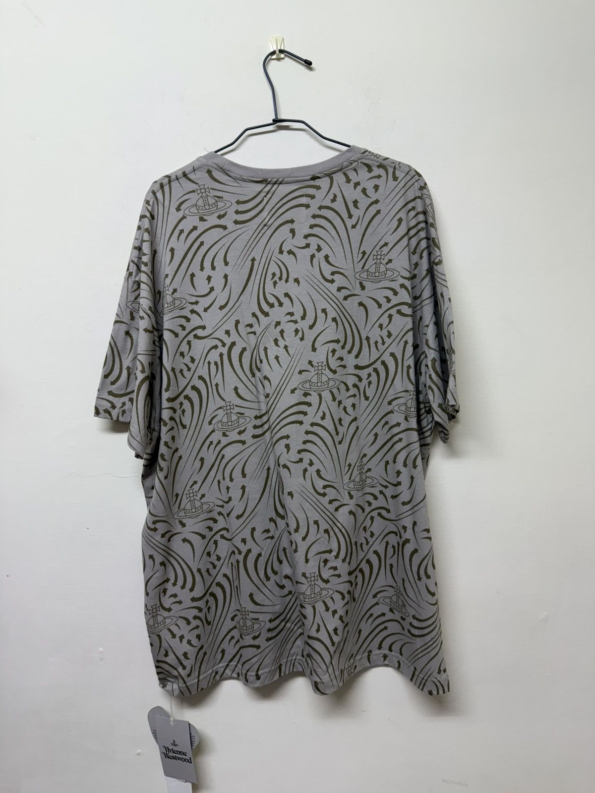 Vivienne Westwood Vivienne Westwood graphic-print oversize T-shirt Size US S / EU 44-46 / 1 - 4 Thumbnail