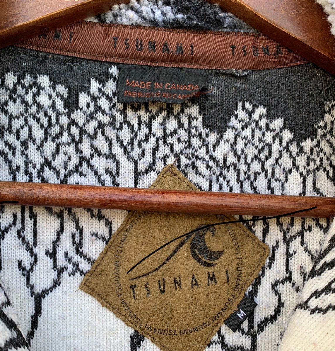 Vintage VINTAGE 90s TSUNAMI FOREST TREE GRAPHIC OUTDOOR FLEECE Size US L / EU 52-54 / 3 - 8 Thumbnail