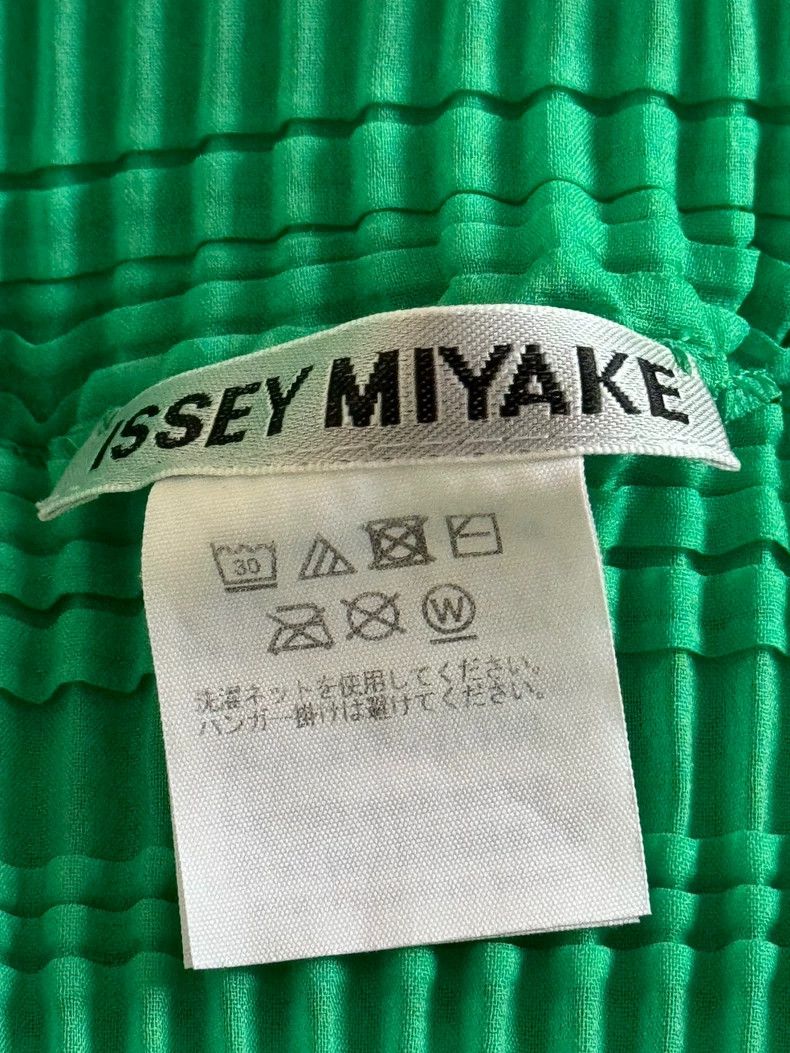 Issey Miyake issey miyake size:2 Green pleated coat Size XXS / US 00 / IT 34 - 3 Thumbnail
