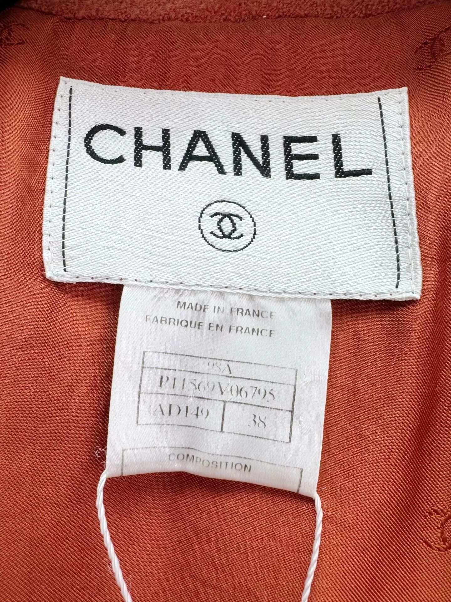 Chanel Chanel Wool Coat 38 Authentic 2 Wears Size S / US 4 / IT 40 - 2 Thumbnail