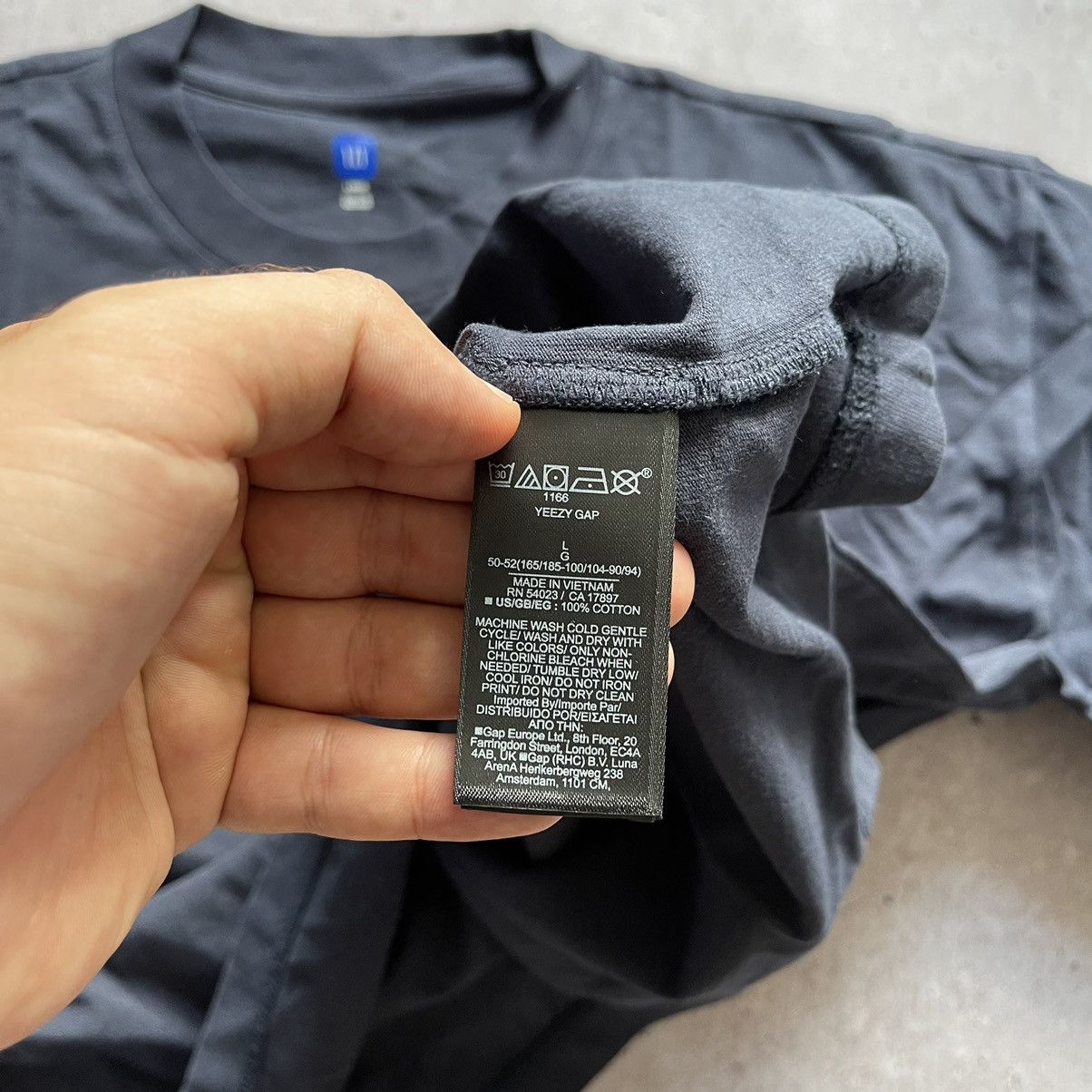 Kanye West Gap YZY t-shirt size L Yeezy Kanye West rare Size US L / EU 52-54 / 3 - 10 Thumbnail