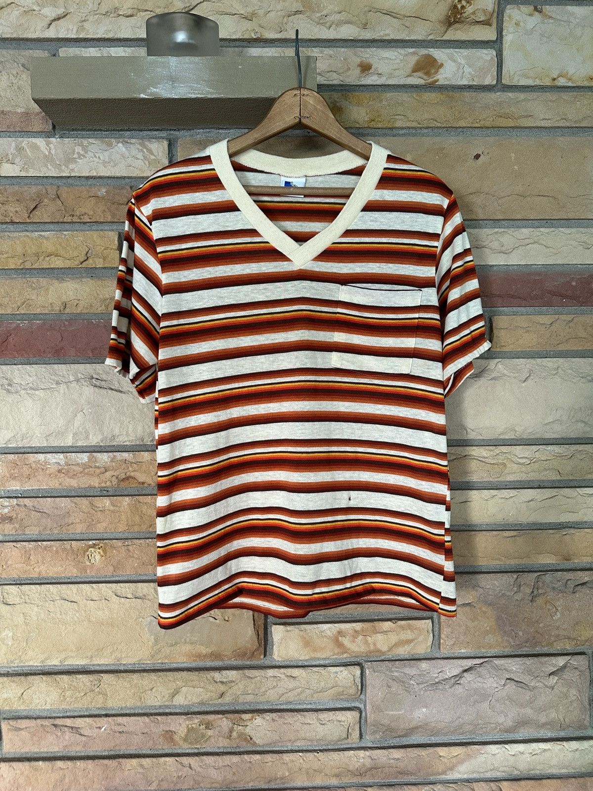 Vintage Vintage 70s Pinball Striped V Neck Tee Size US L / EU 52-54 / 3 - 1 Thumbnail