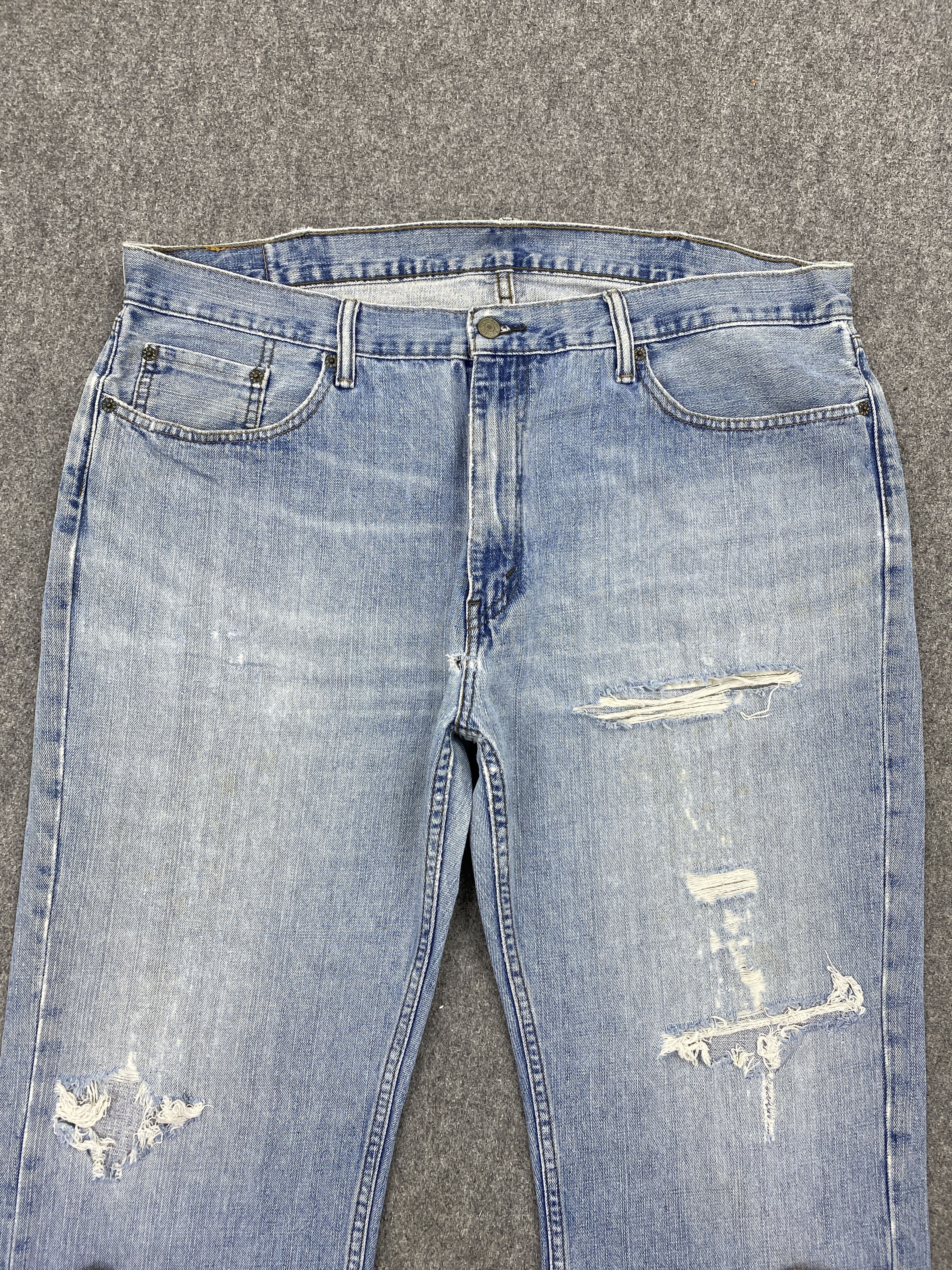 Levi's Vintage Levis 559 Distressed Jeans DP2609 Size US 40 / EU 56 - 2 Thumbnail