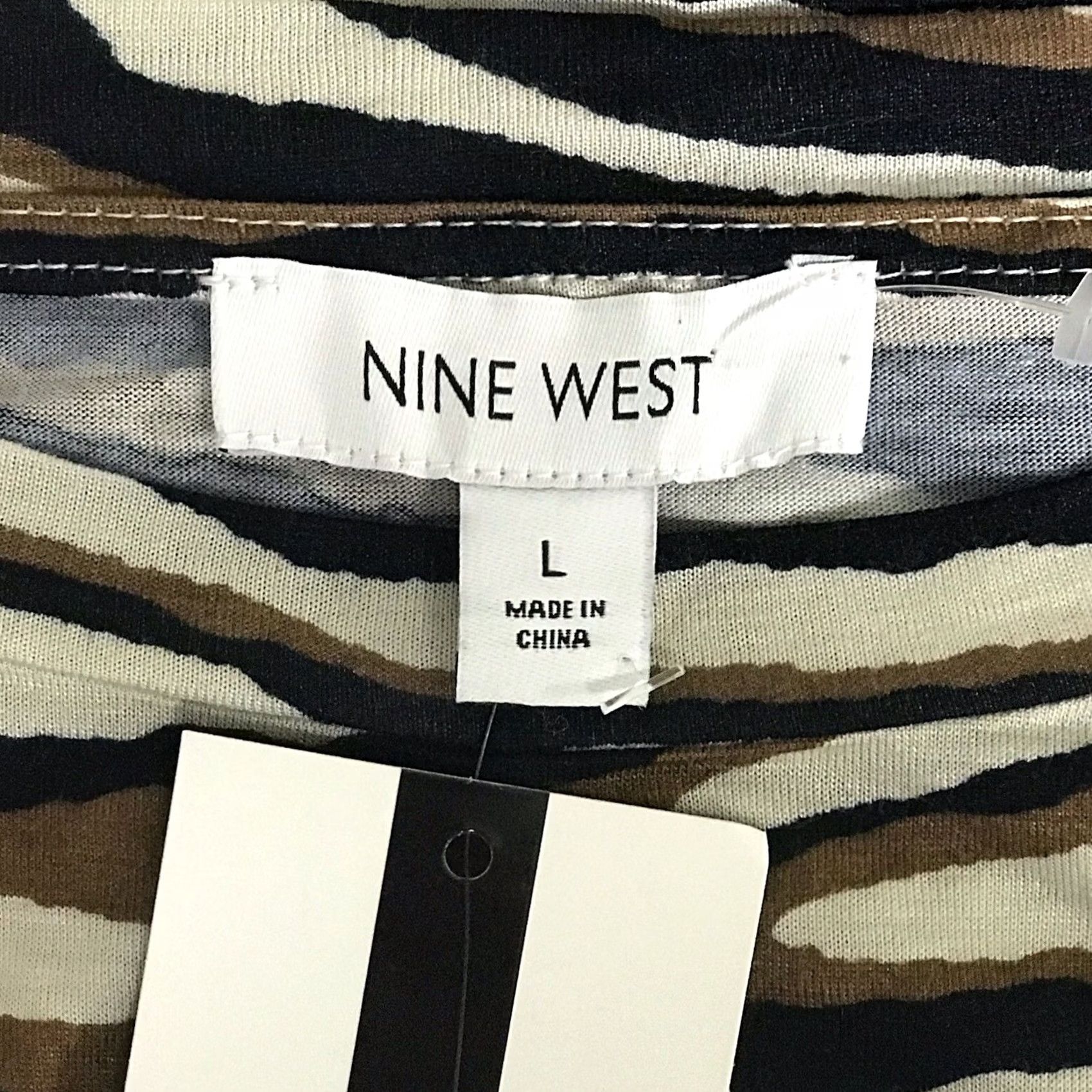 Nine West Nine West Blouse Oatmeal Combo Brushed Zebra Print 3/4 Sleeve Crew Neck L Women Multicolor Pattern Casual Workplace Womens Size L / US 10 / IT 46 - 2 Thumbnail