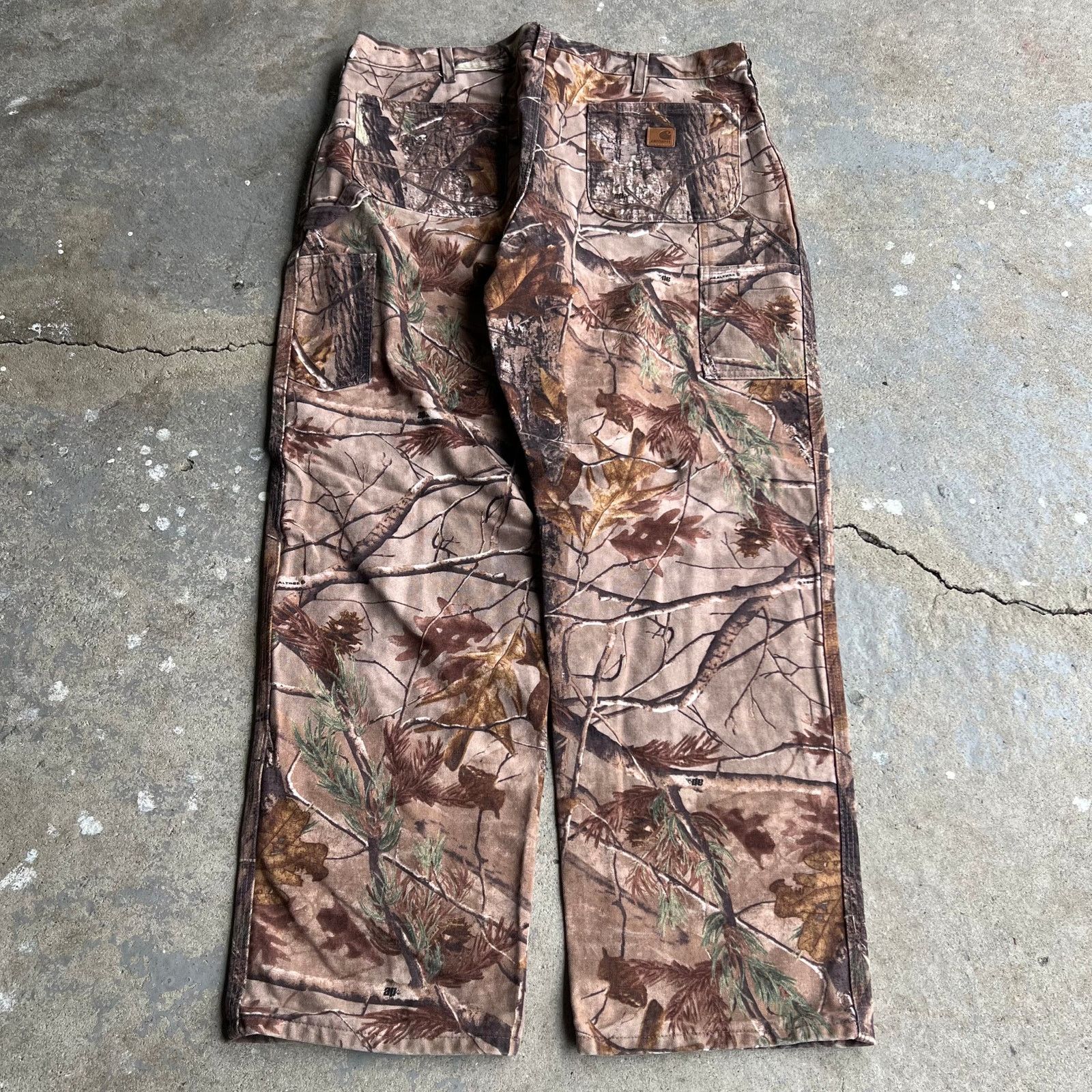 パンツ Carhartt real tree work pants W34 Carhartt × Realtree × Vintage Carhartt Realtree Camo Work Pants