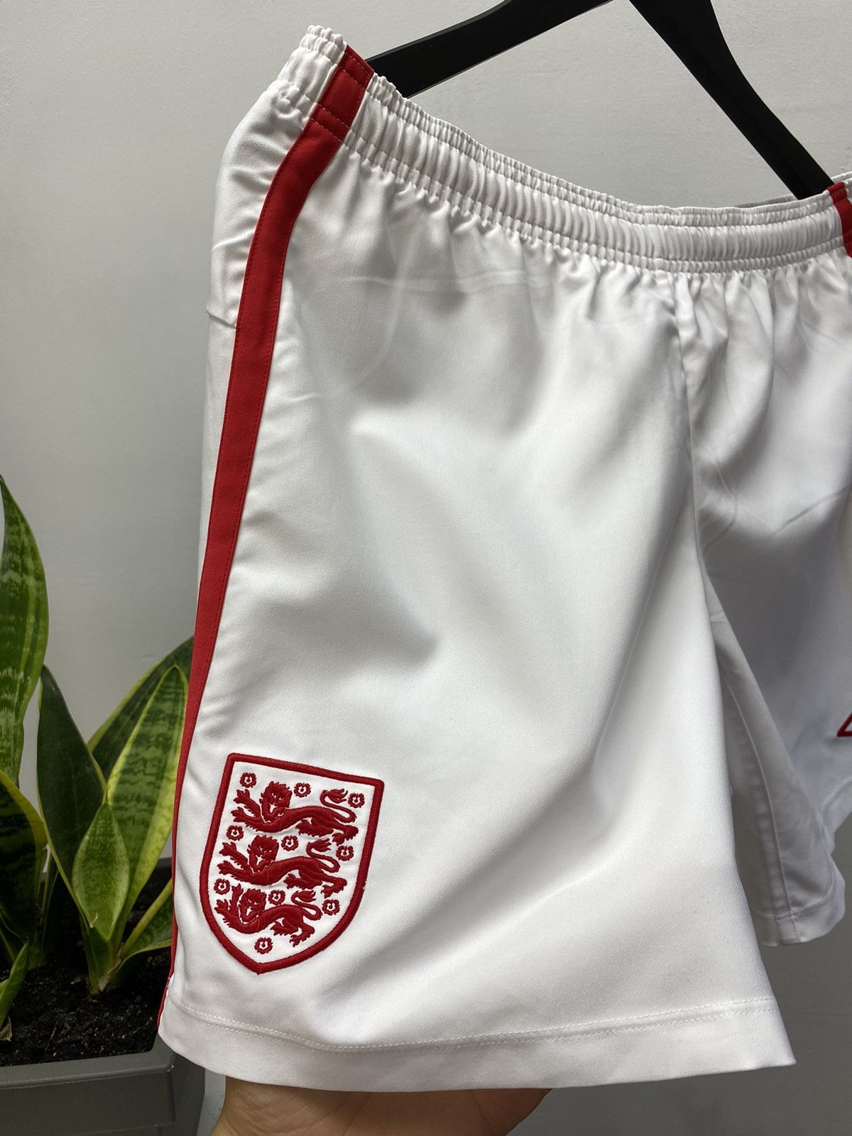 Umbro × Vintage Umbro England National Team Soccer Shorts Size US 32 / EU 48 - 6 Thumbnail