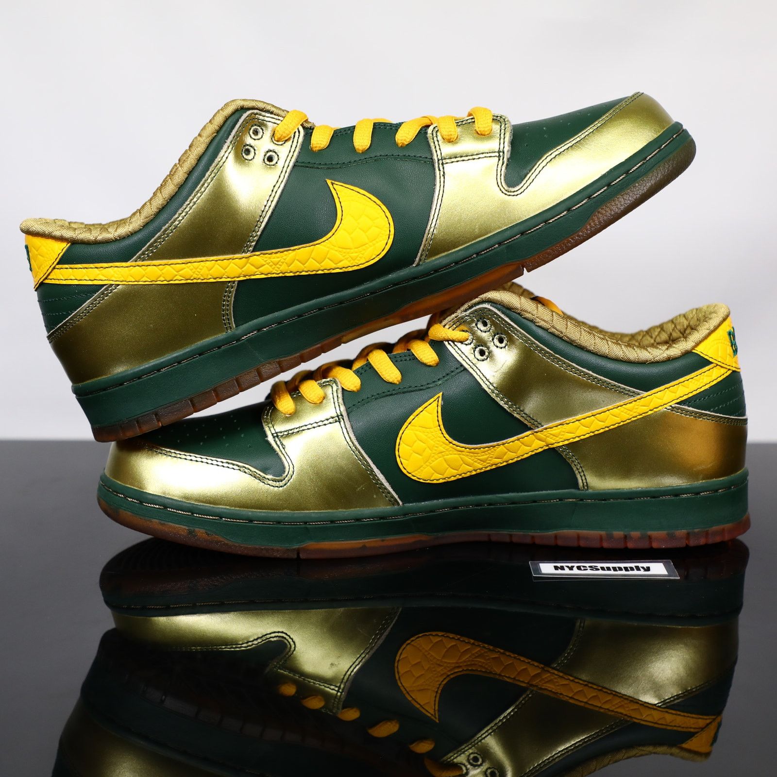 Nike 2018 Nike SB Dunk Low Doernbecher Joey Bates Gold BV8740 377 Size US 14 / EU 47 - 6 Thumbnail