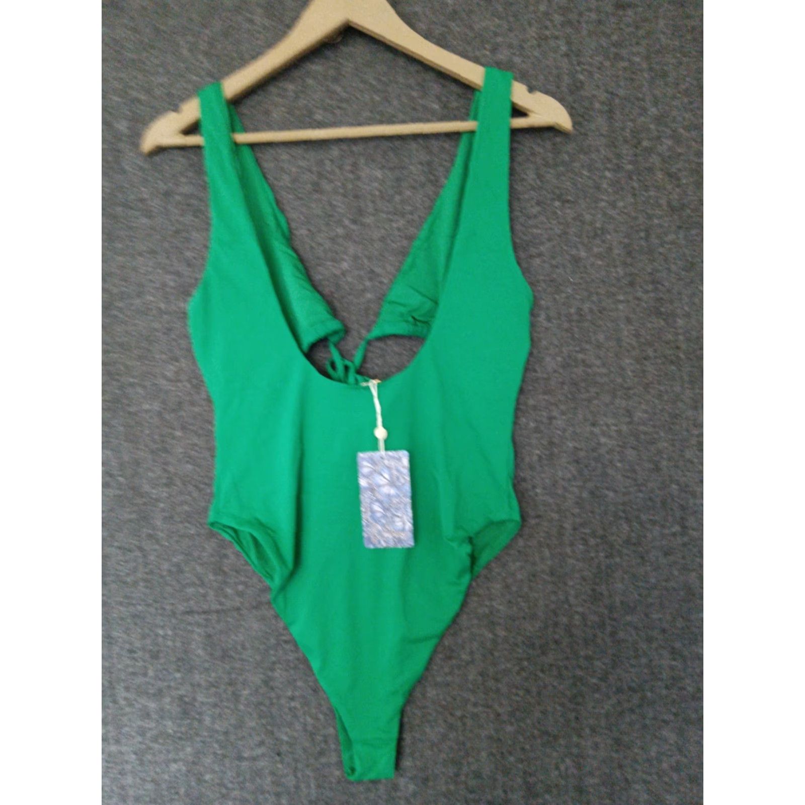 Triangl Toluca Swim Swimsuit One Piece Green Triangle Waist Wrap Open Tummy Size M Size ONE SIZE - 2 Thumbnail