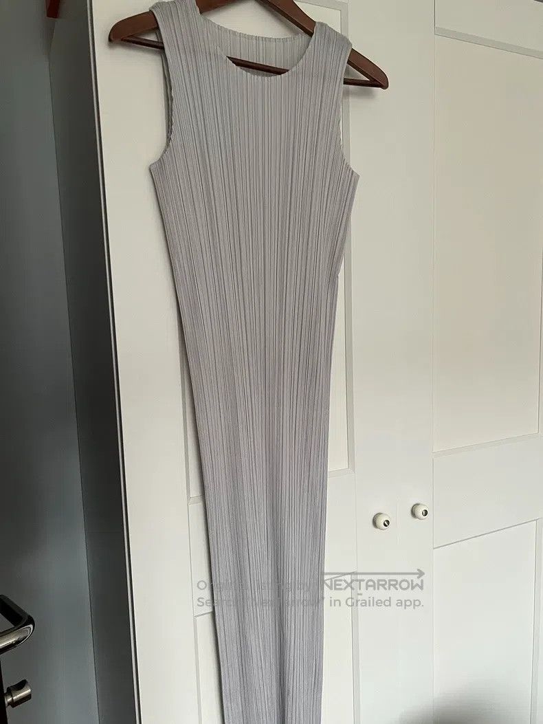 Issey Miyake Issey Miyake Classic round-neck sleeveless dress Size L / US 10 / IT 46 - 2 Thumbnail