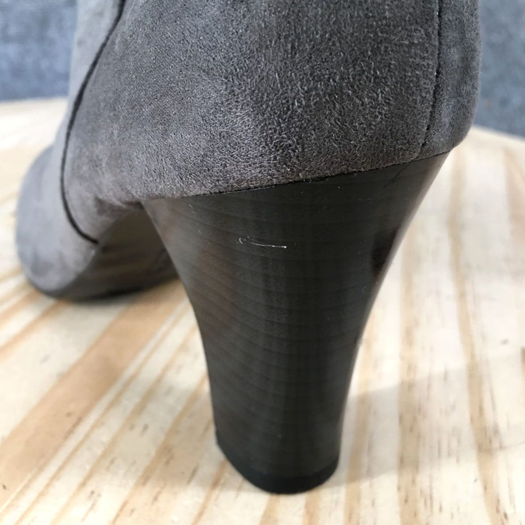 Vintage Aerosoles Gold Role Boots Women 9.5 M Slip On Heeled Bootie Gray Fabric Boots Size US 10 / IT 40 - 3 Thumbnail