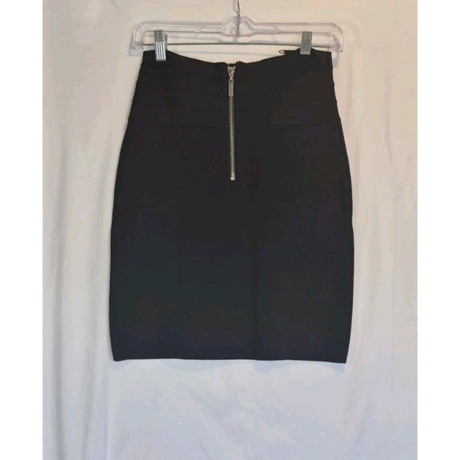 Bebe New w/Tag Bebe Black Stretch Bandage Skirt Medium Y2K Size 26" / US 2 / IT 38 - 3 Thumbnail