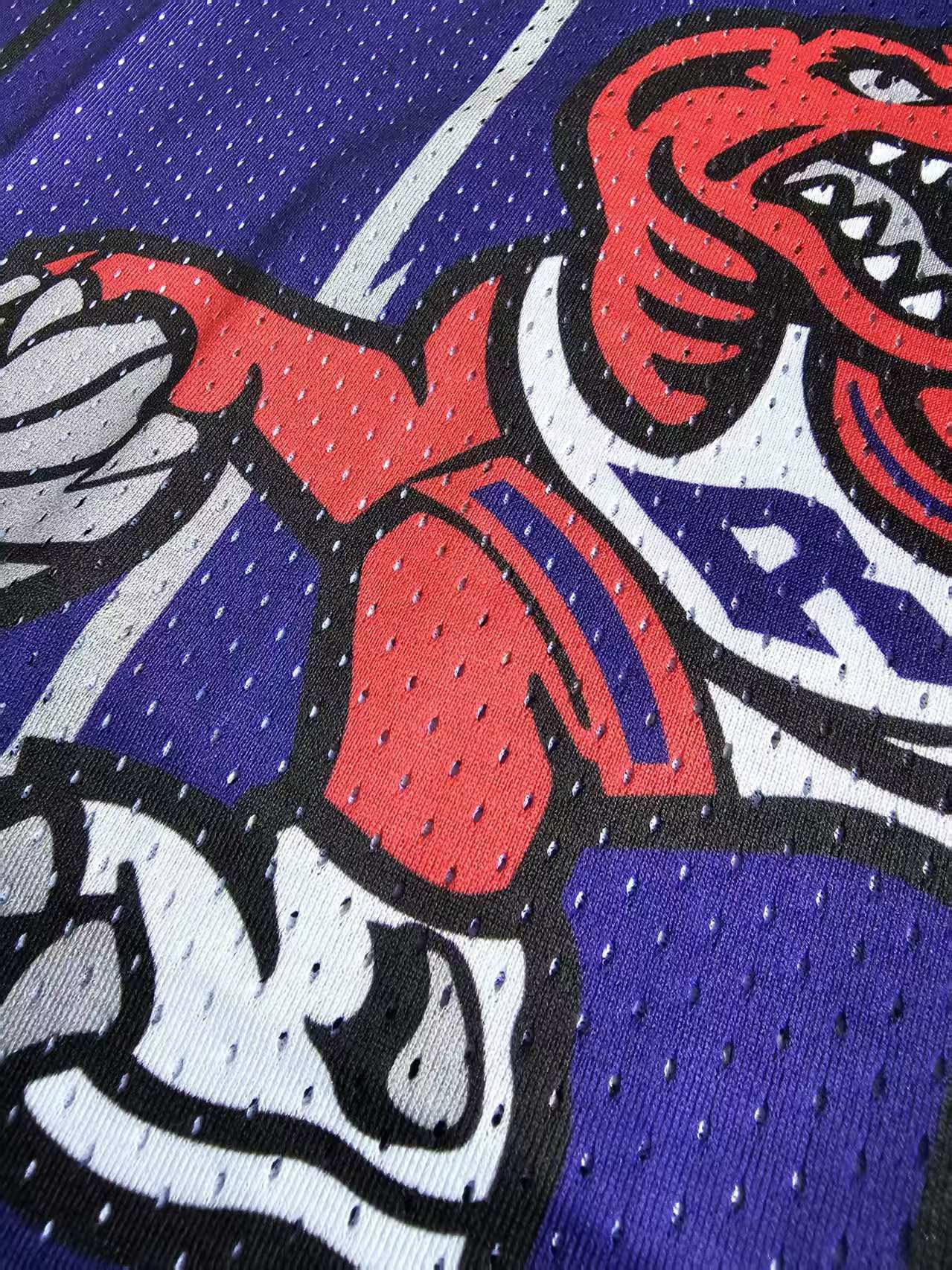 NBA 1998 99 Toronto Raptors 15 Vince Carter Jersey Size US M / EU 48-50 / 2 - 5 Thumbnail