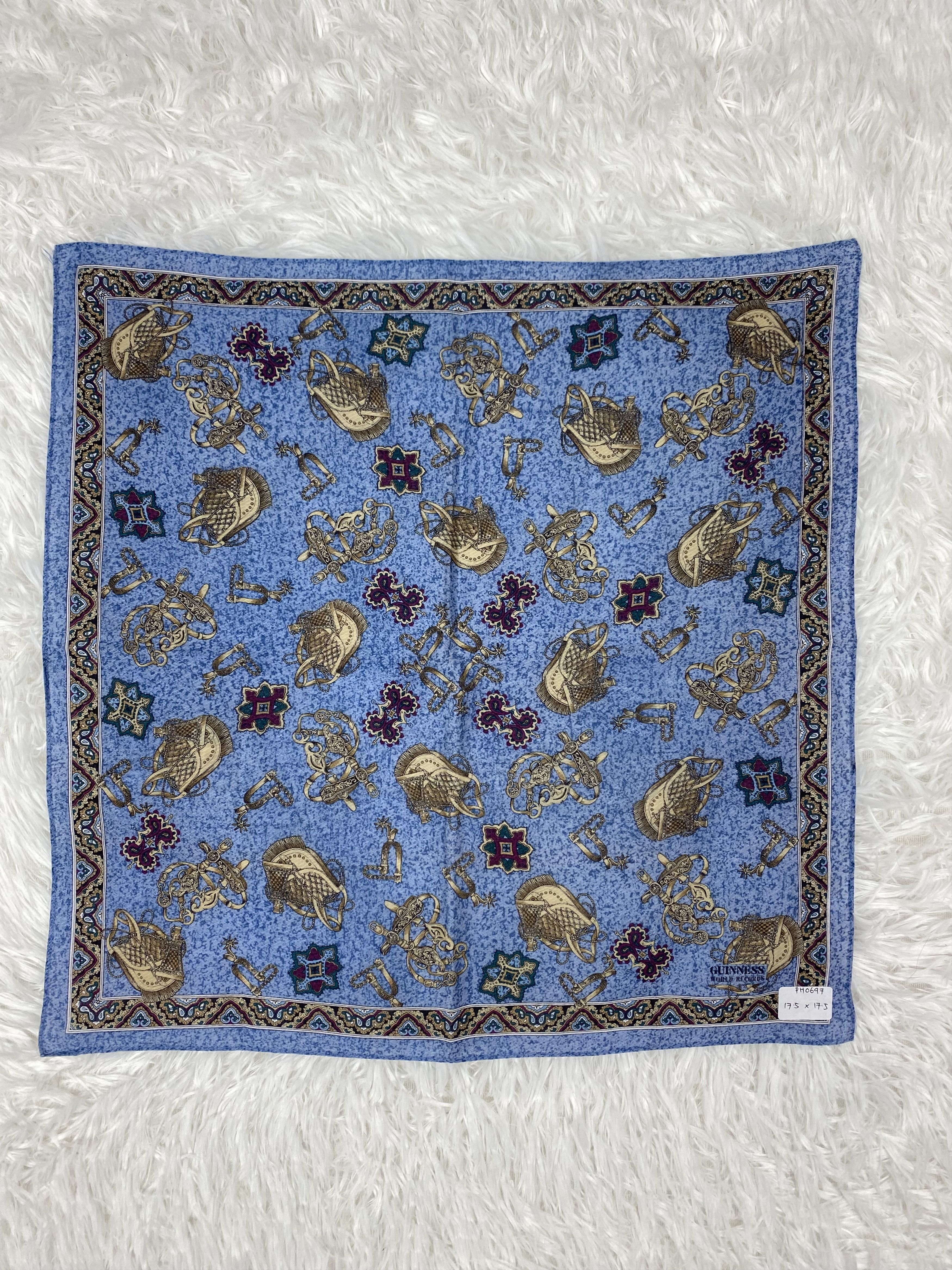 Vintage Vintage Guinness World Record Handkerchief PH0697 Size ONE SIZE - 3 Thumbnail