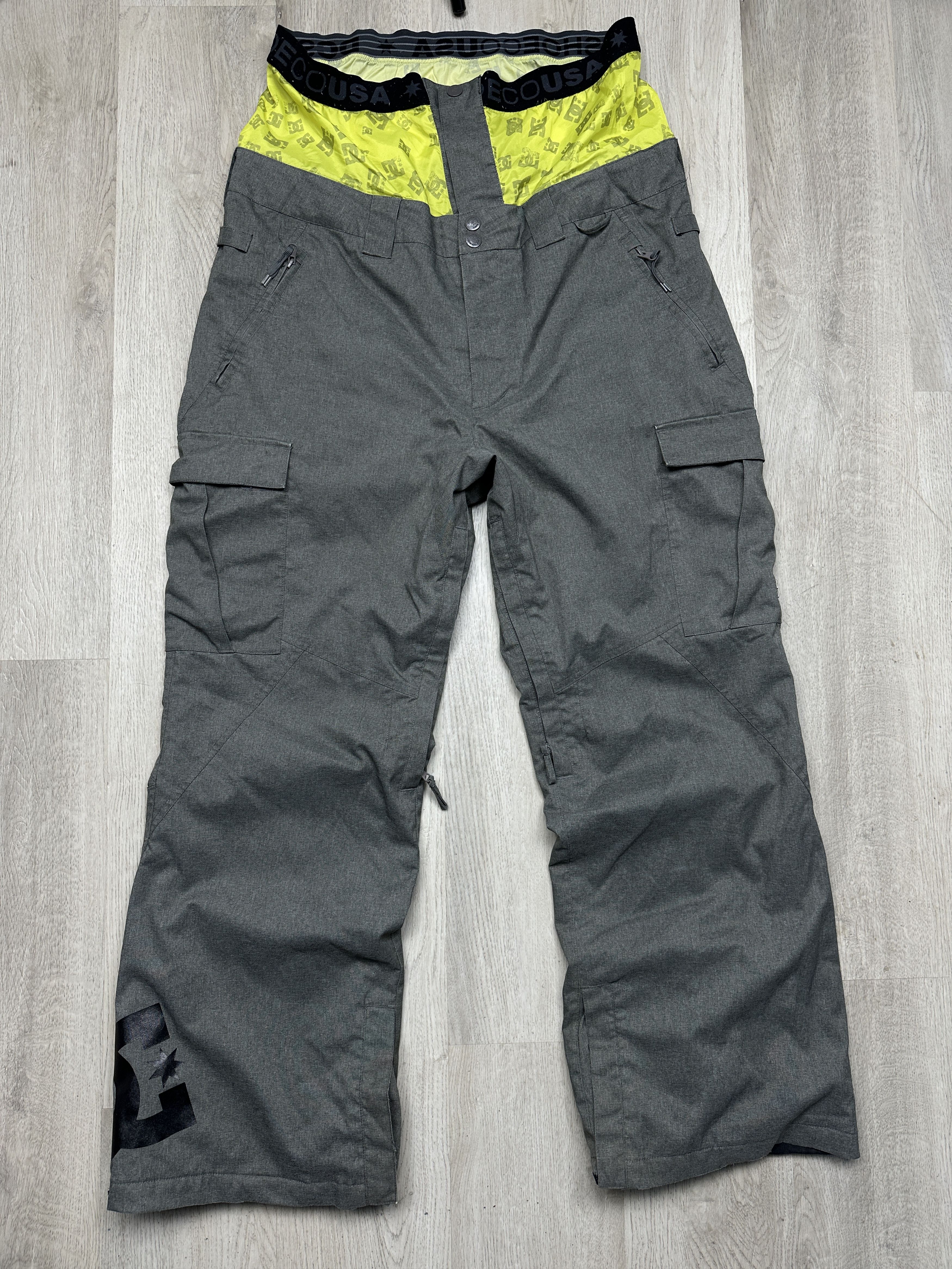 DC DC Shoes Mens Snowboard Ski Pants Overall Size US 36 / EU 52 - 1 Thumbnail