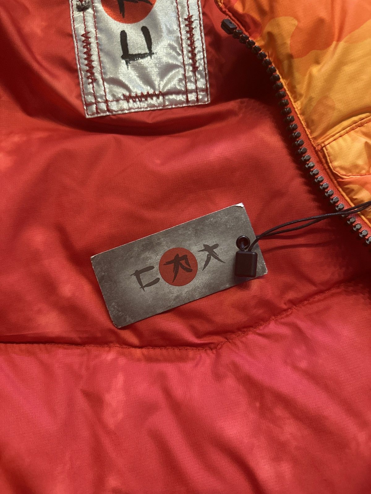 Other KRU V Power Orange Camo Fade Puffer Jacket - NWT Size S Size US S / EU 44-46 / 1 - 9 Thumbnail
