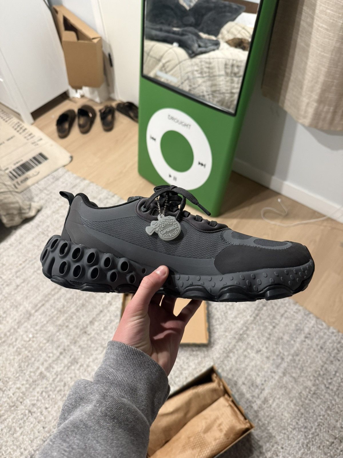 Crocs SPUNGE Osmosis Sneakers – Black/Grey – Men’s Size 12 Size US 12 / EU 45 - 2 Thumbnail