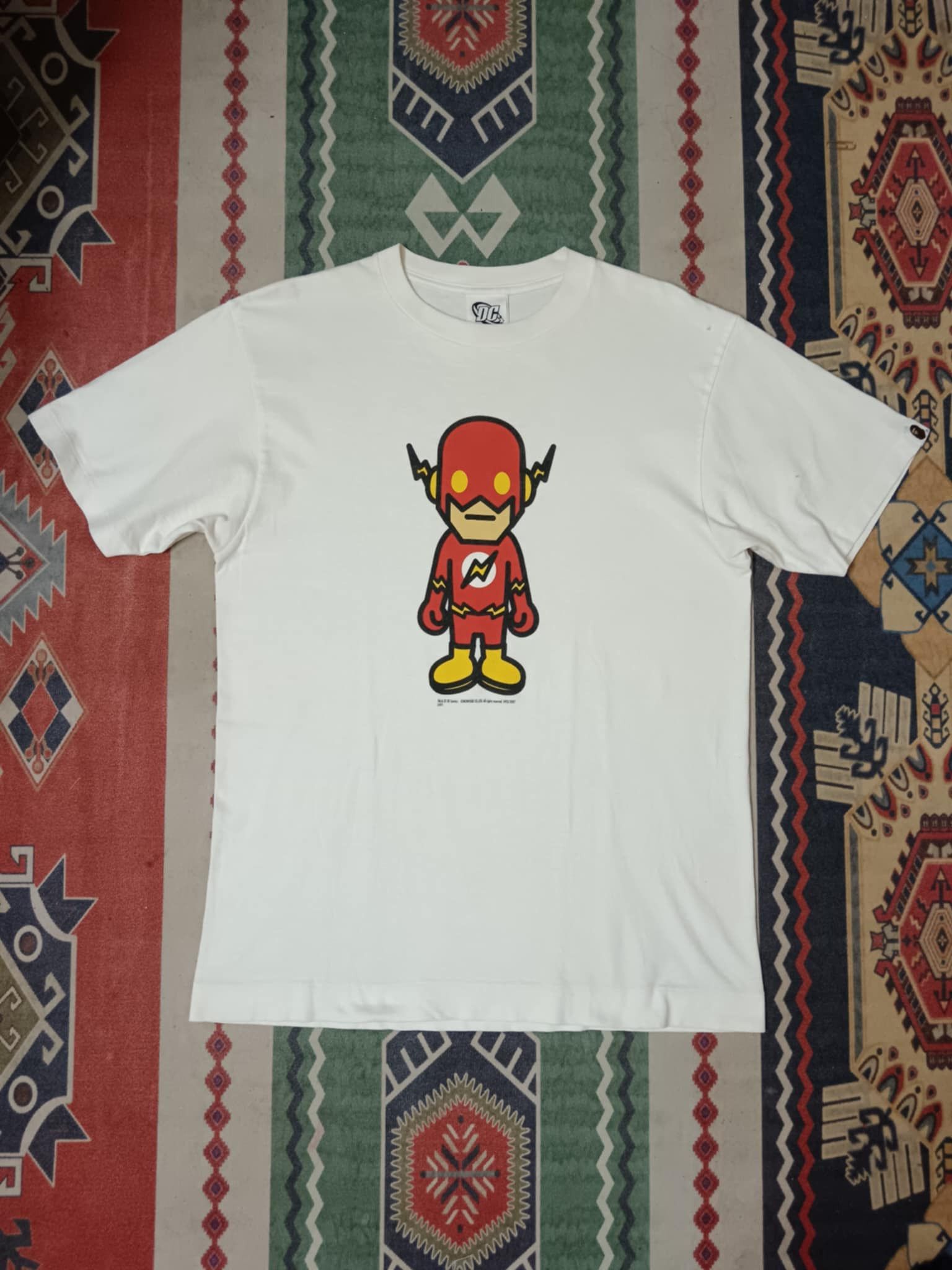 APE BAPE KAWS DC COMICS ザ フラッシュ tシャツ XL
