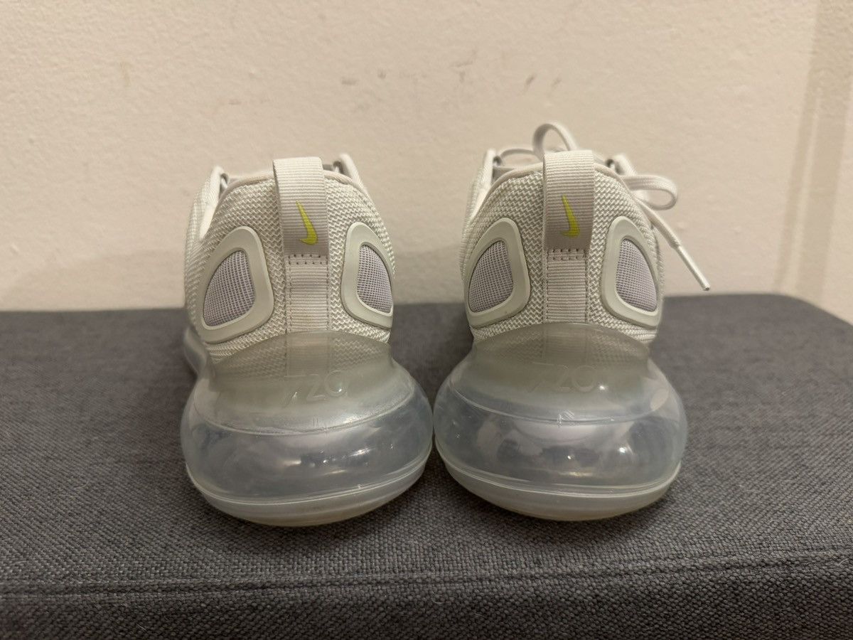 Nike Airmax 720 Size US 9.5 / EU 42-43 - 4 Thumbnail