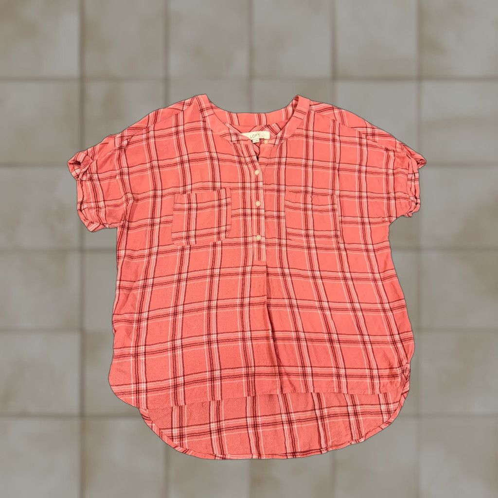 Loft **LOFT Women's Medium Pink Plaid Button Up Blouse** User: **Medium LOFT Women's Pink Plaid Button Up Blouse** Size M / US 6-8 / IT 42-44 - 1 Thumbnail