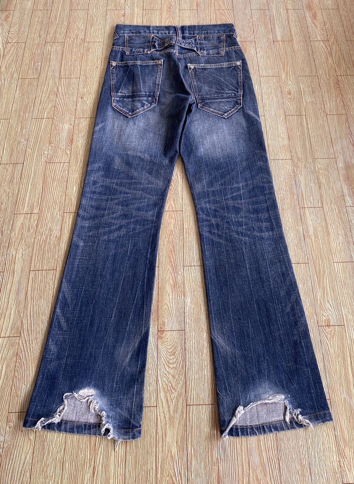 Japanese Brand Rare Design Vintage Japanese Brand UJ Flared Jeans 1990s Size US 32 / EU 48 - 2 Thumbnail