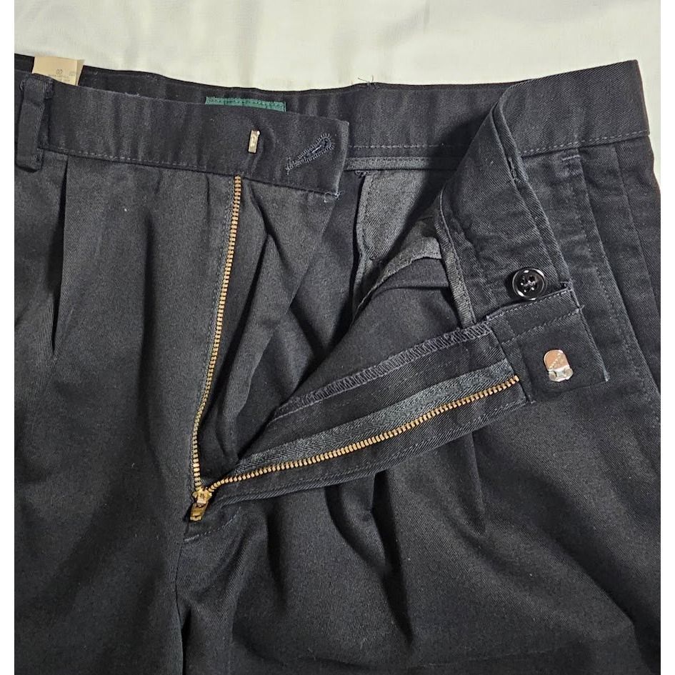 Dockers Dockers Recode Mens Black Pleated Chinos Straight Leg Size US 34 / EU 50 - 10 Thumbnail
