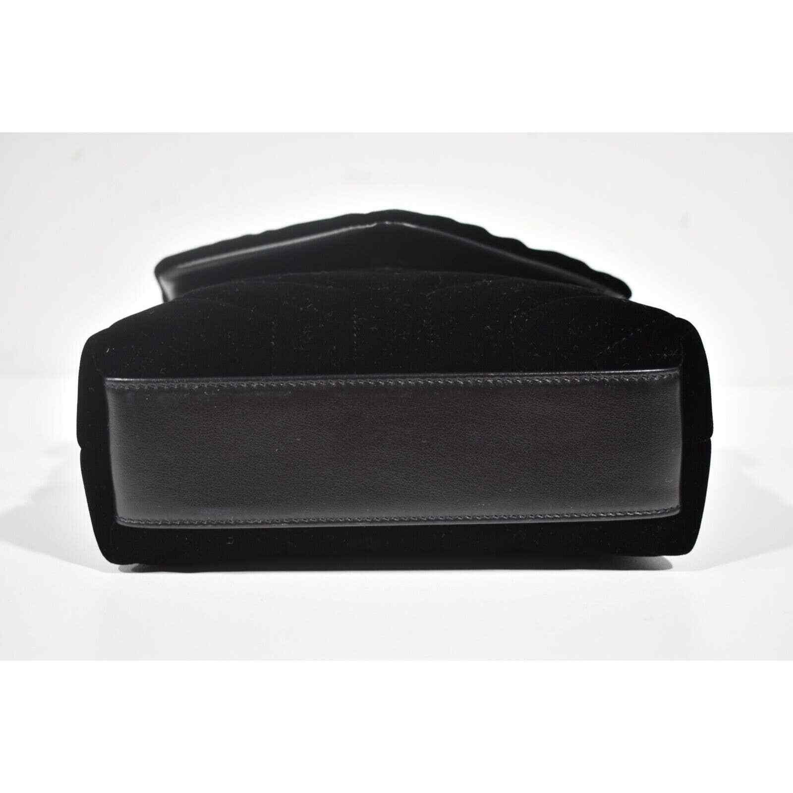Yves Saint Laurent Saint Laurent Quilted Black Velvet Gold Crossbody Bag Size ONE SIZE - 12 Thumbnail