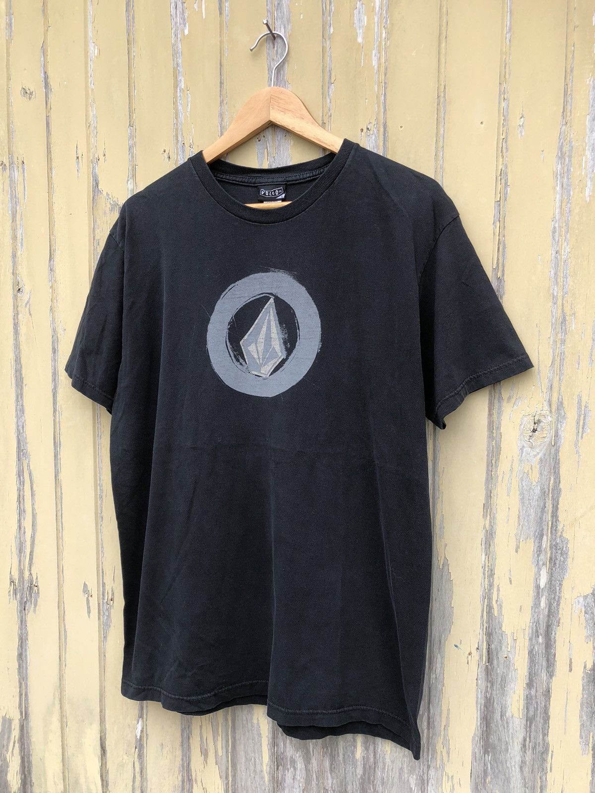 Vintage × Volcom Vintage Y2K Volcom Big Logo Tshirts Size US L / EU 52-54 / 3 - 3 Thumbnail