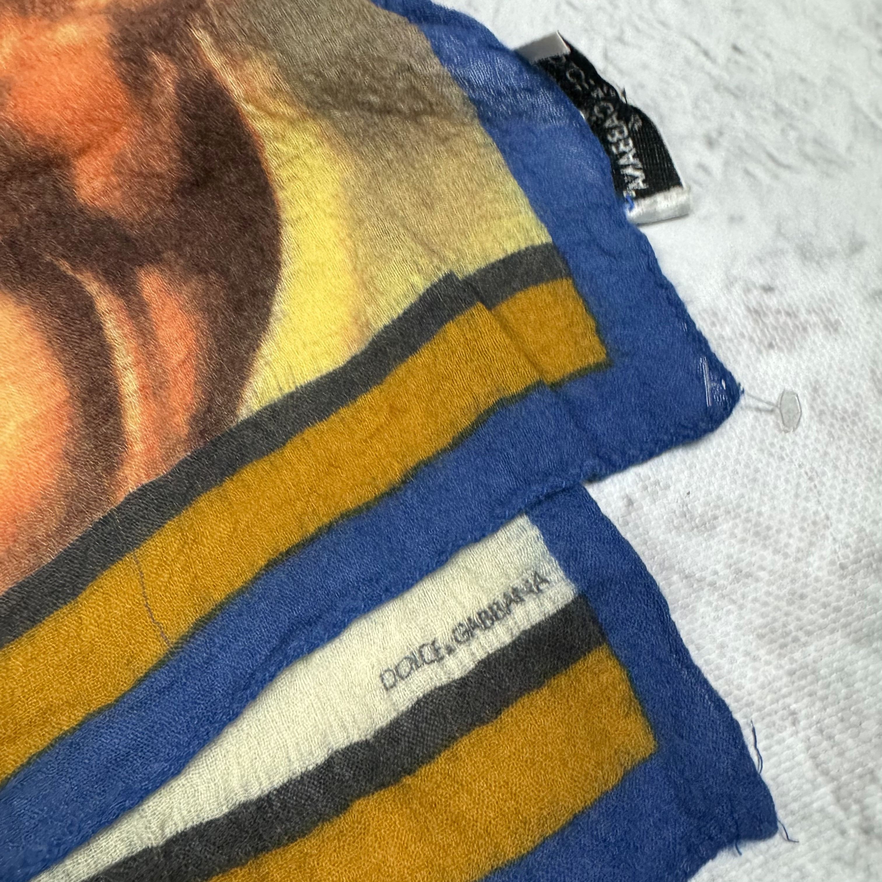 Dolce & Gabbana Dolce & Gabbana Foulards Waitress VIntage Printed Scarf Size ONE SIZE - 7 Thumbnail