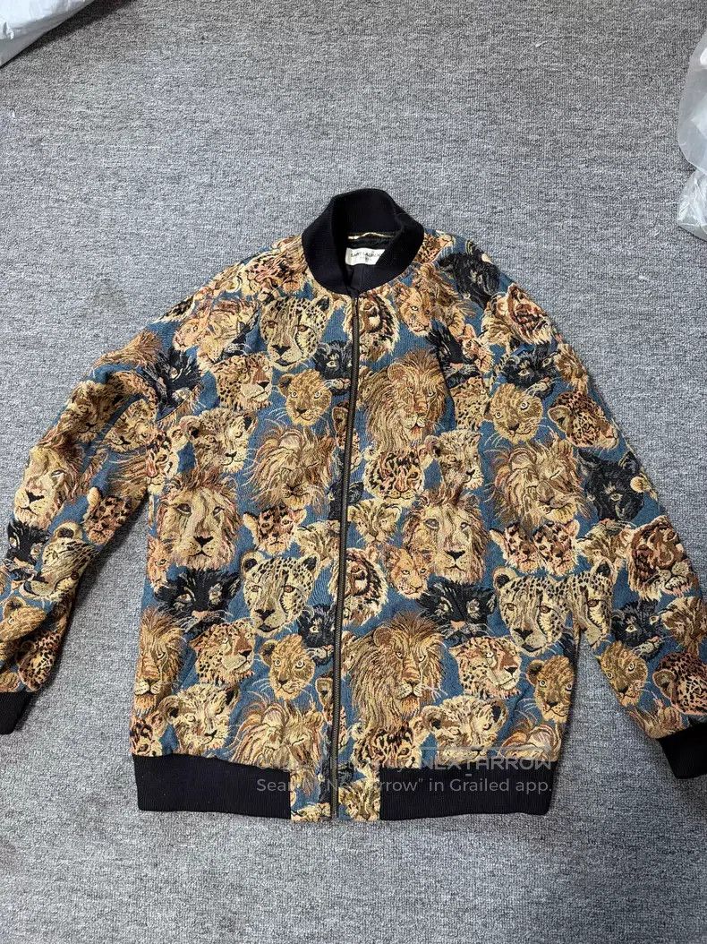 Saint Laurent Paris Saint Laurent Paris Tiger and Lion Head Stand Collar Casua Size XS / US 0-2 / IT 36-38 - 1 Thumbnail