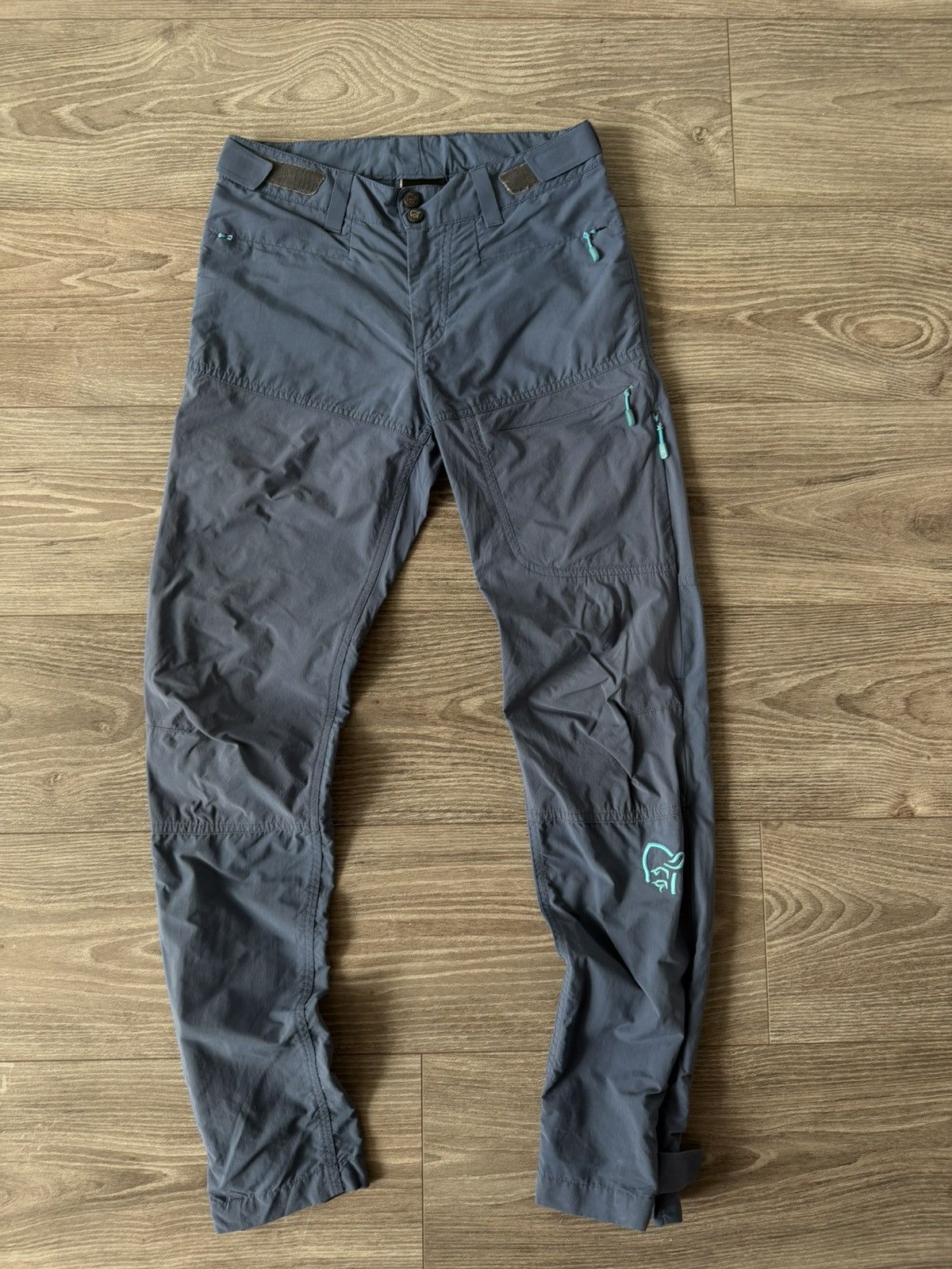 Norrona Norrona Lightweight Big Logo Gorpcore Cool Regular Pants Size 25" / US 0 / IT 36 - 4 Thumbnail