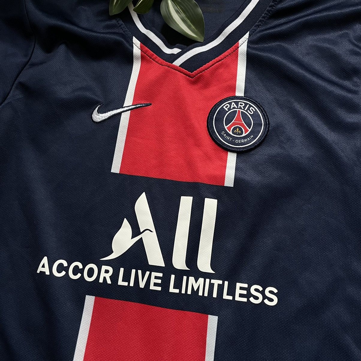 Band Tees Niki Psg Paris Saint Germain AAL ACCOR LIVE JERSEY AWAY TEE Size US XS / EU 42 / 0 - 2 Thumbnail