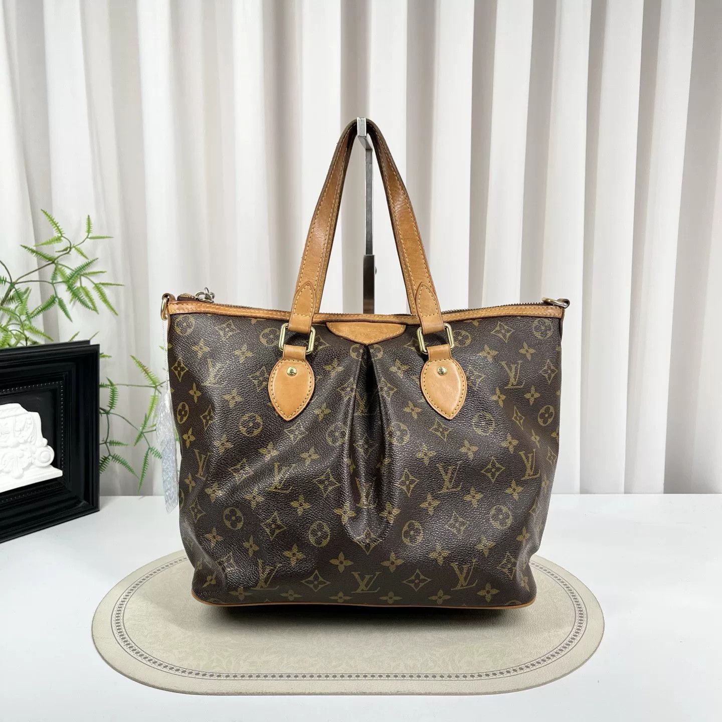 Louis Vuitton Pre-loved Bag Very good condition Size ONE SIZE - 1 Thumbnail