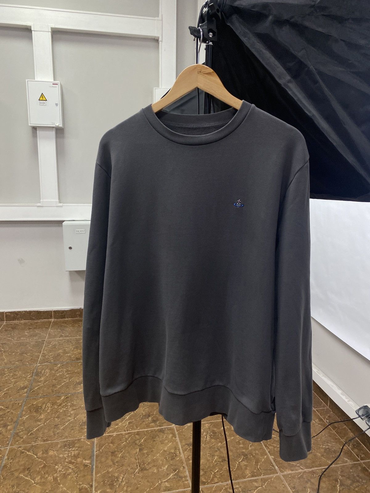 image of Vintage Vivienne Westwood Sweatshirt in Grey, Men's (Size Large)