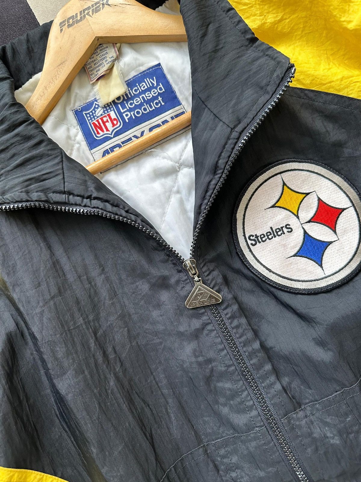 Apex One × NFL × Vintage VINTAGE APEX ONE STEELERS JACKET Size US XL / EU 56 / 4 - 6 Thumbnail