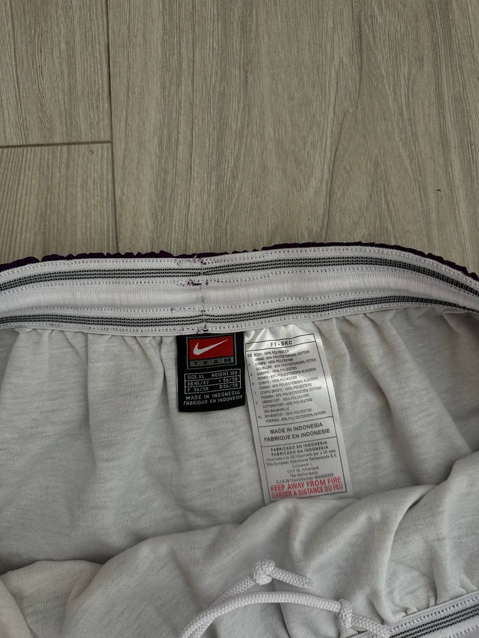 Nike VINTAGE AUSTRIA WIEN FOOTBALL SHORTS NIKE Size US 36 / EU 52 - 6 Thumbnail