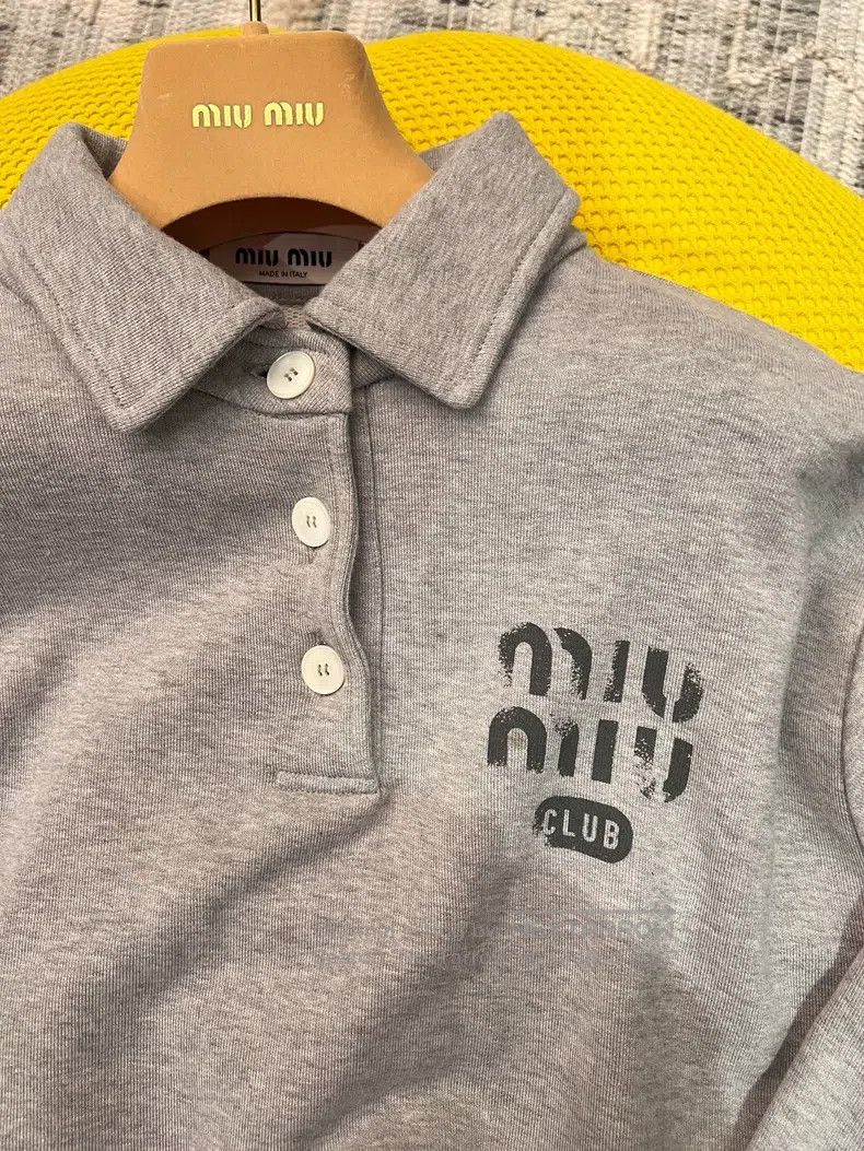 Miu Miu Miu Miu Size s Grey polo neck sweater Size S / US 4 / IT 40 - 4 Thumbnail