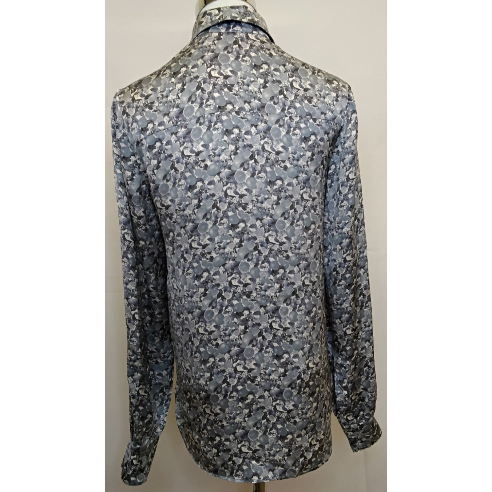 Stella McCartney Stella McCartney 100% Silk Blouse Women's 38 Blue & White Size XS / US 0-2 / IT 36-38 - 3 Thumbnail