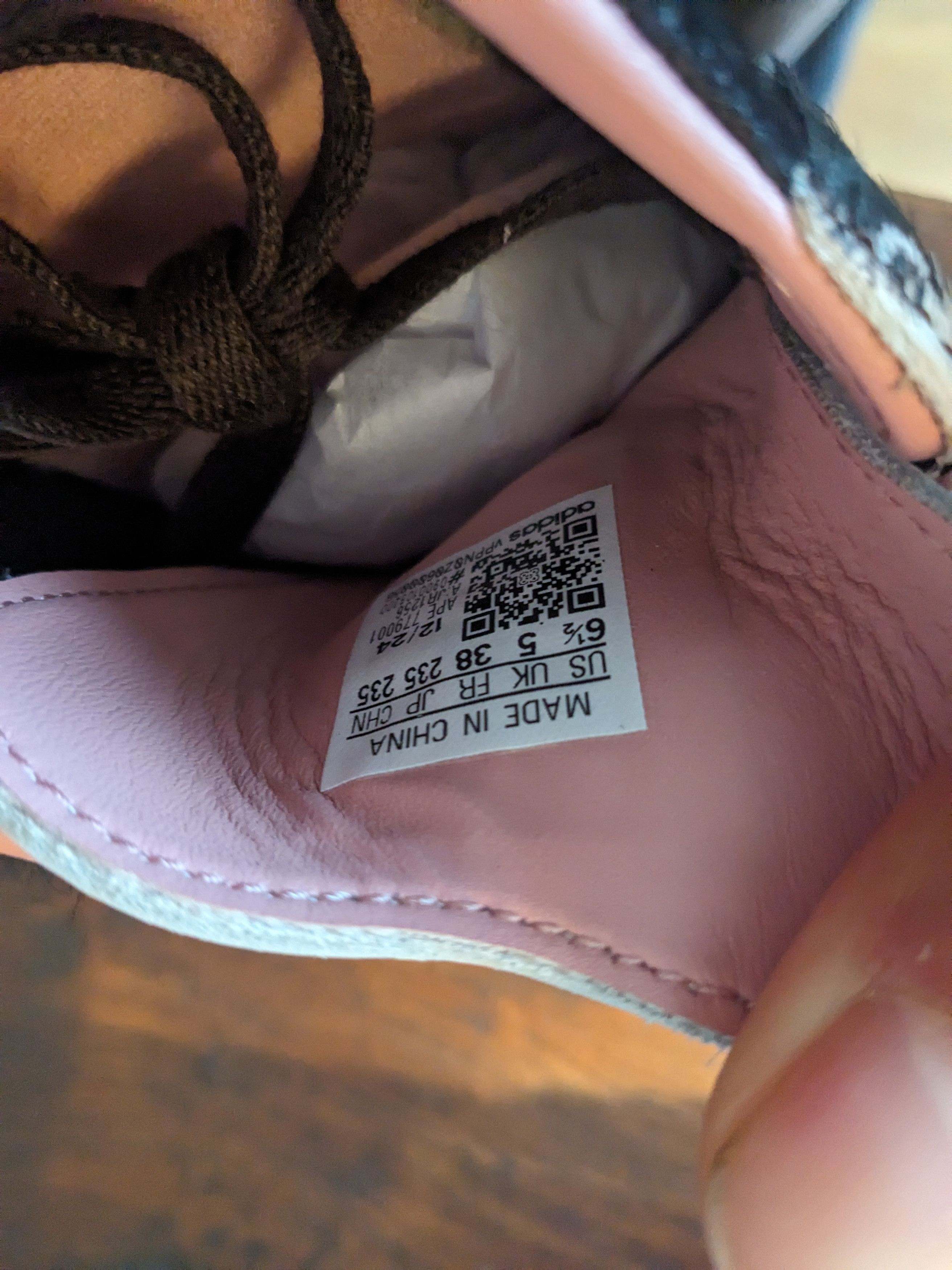 Adidas women's Adidas samba og cow print asos exclusive uk5 us6.5 Size US 6.5 / IT 36.5 - 10 Thumbnail