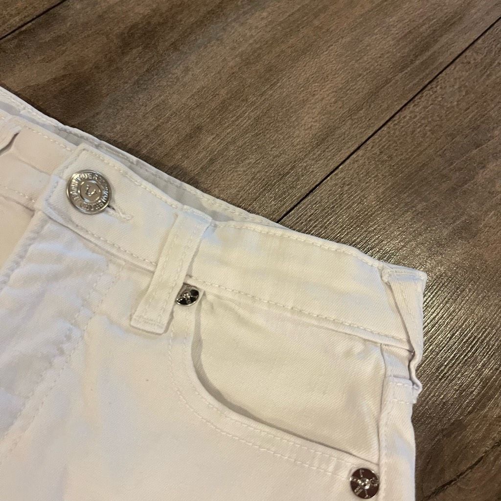 True Religion True Religion White Denim Casual Shorts Women 26 Size 26" / US 2 / IT 38 - 2 Thumbnail