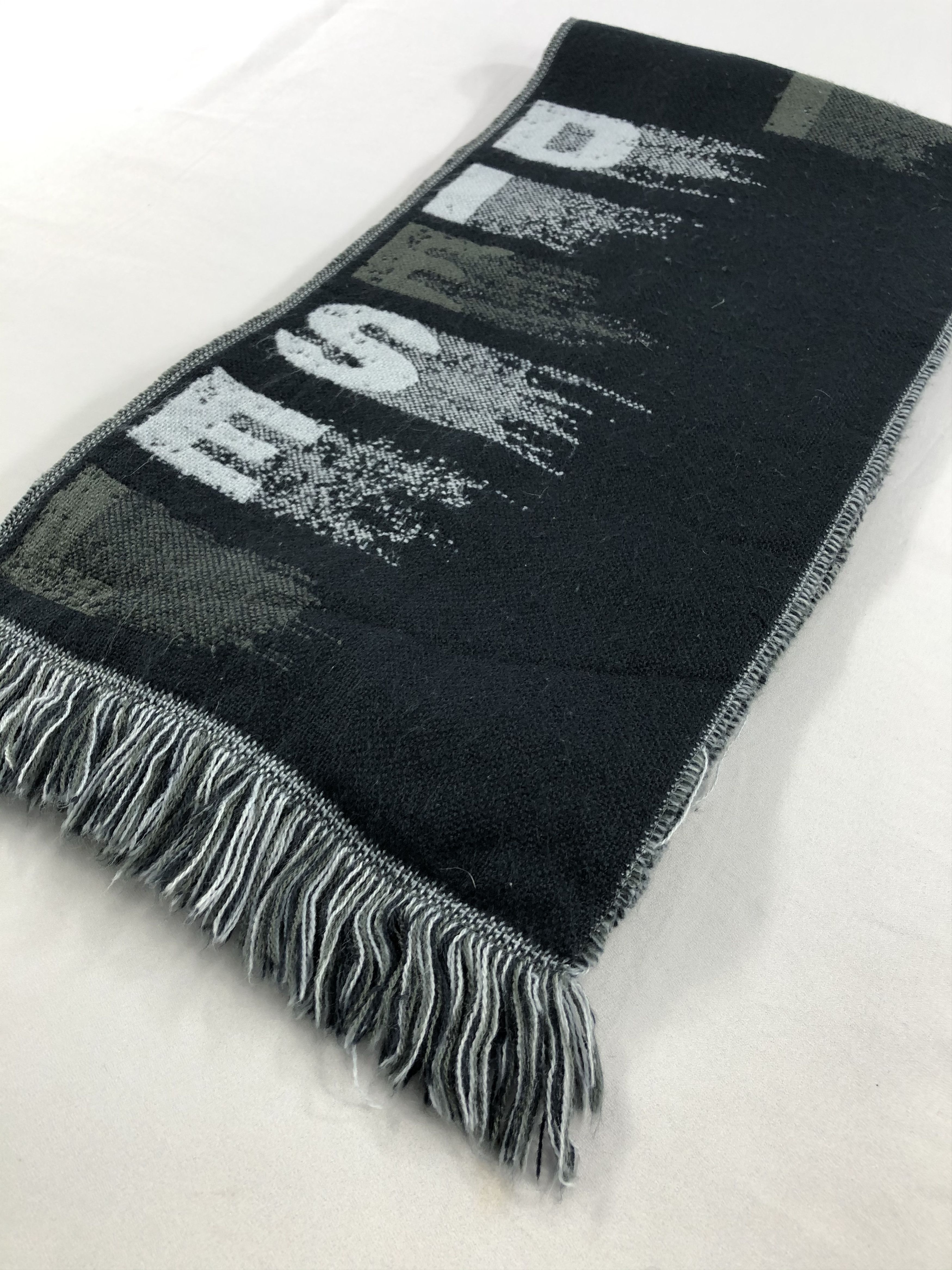 Diesel Vintage Diesel Scarf/Muffler/Neckwear MF1763 Size ONE SIZE - 3 Thumbnail