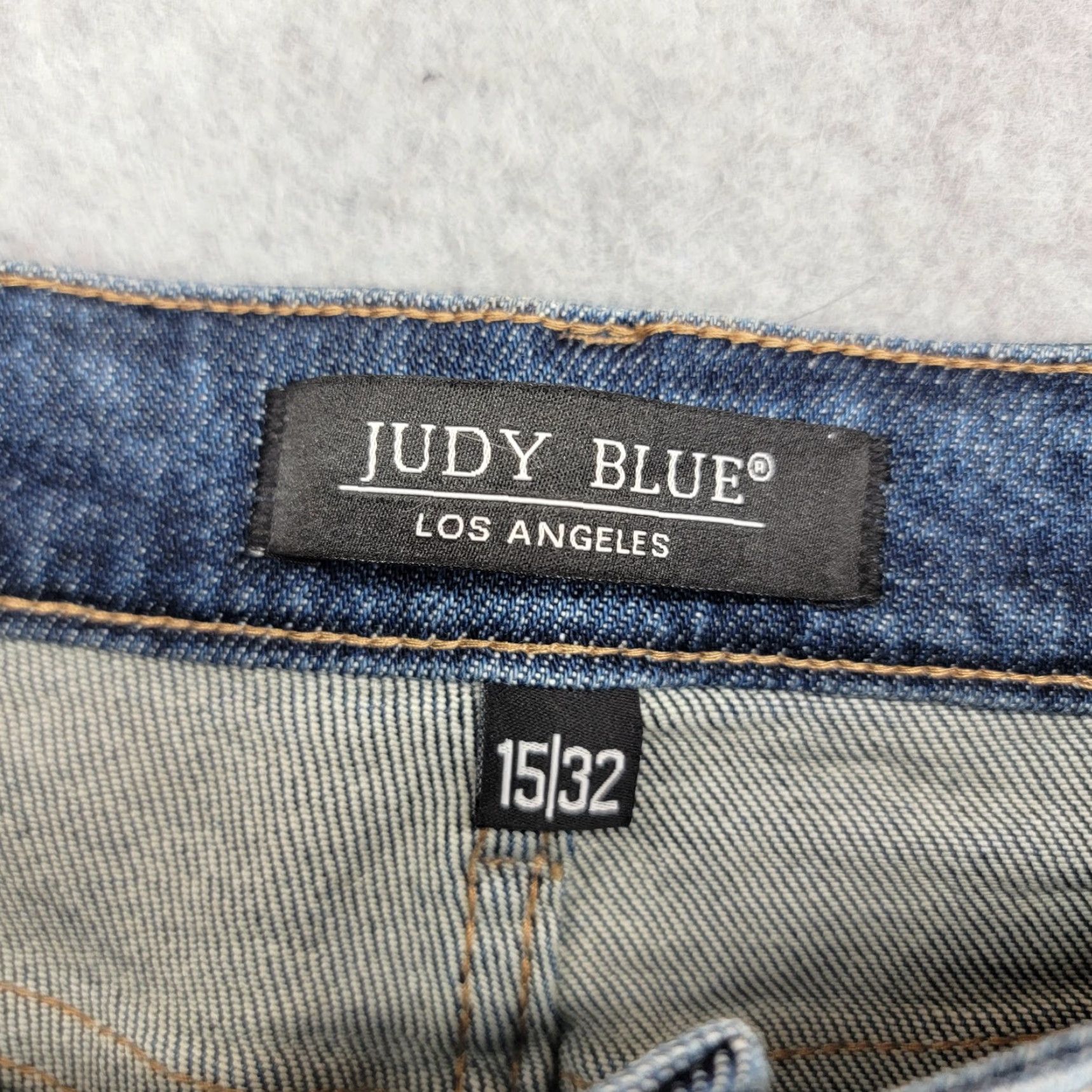 Vintage Judy Blue jeans Womens Size 15/32 Boyfriend Fit Distressed Style JB88220 Jeans Distressed Womens Boyfriend - Size 36" / US 14 / IT 50 - 2 Thumbnail