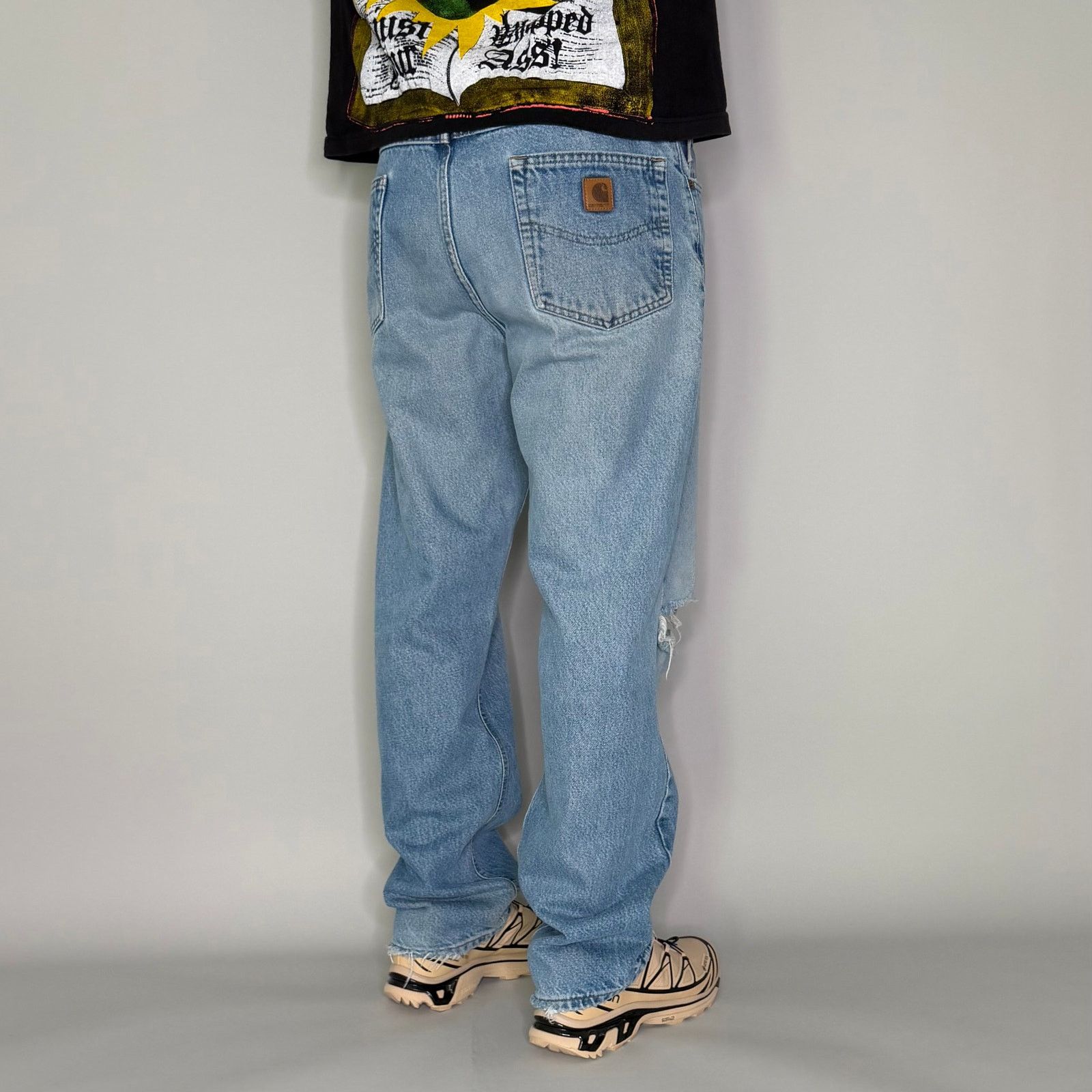 Carhartt Vintage Y2K Carhartt Jeans 36x32 Relaxed Fit Light Wash Work Size US 36 / EU 52 - 1 Thumbnail